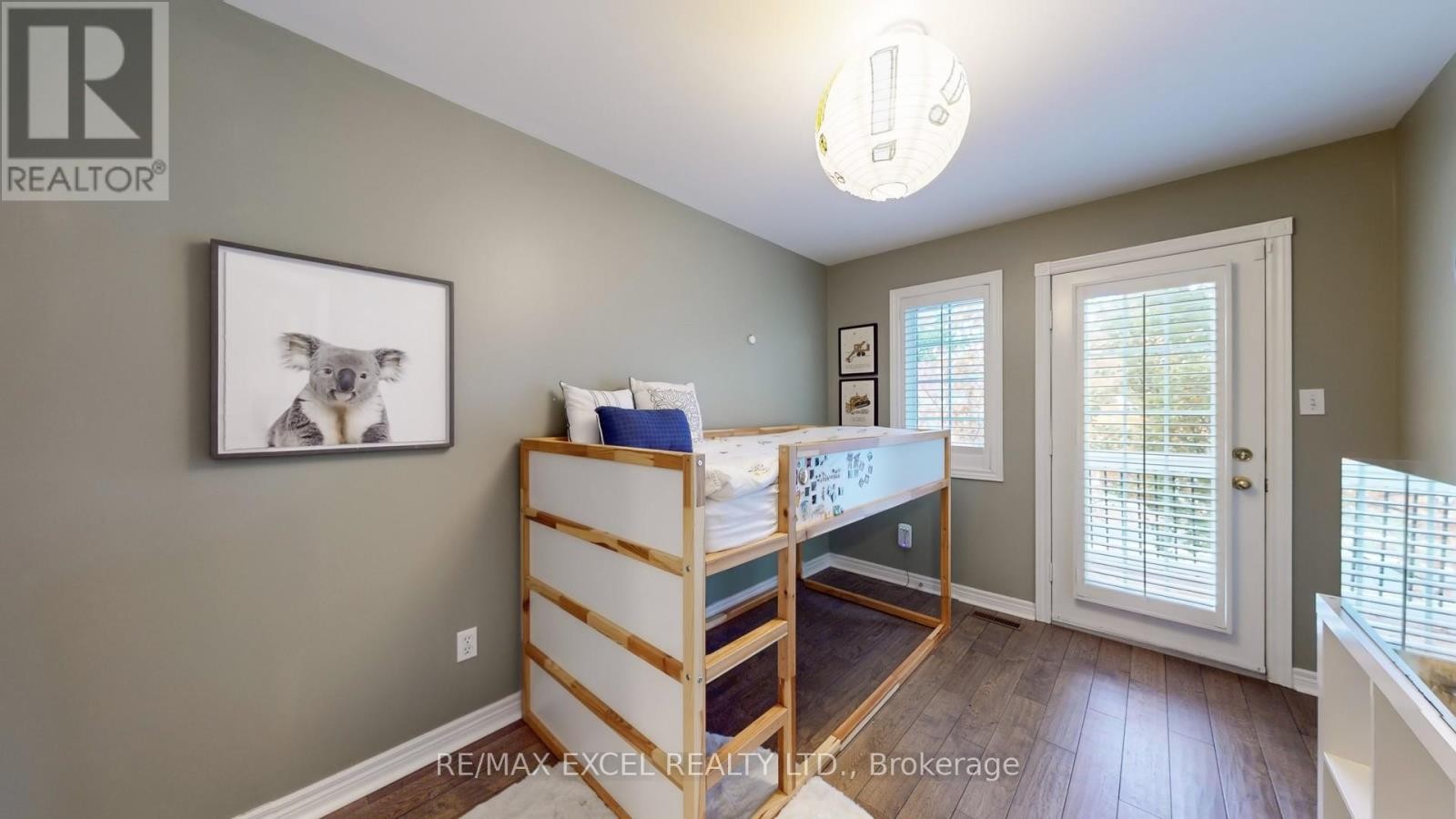 












87 THE FAIRWAYS

,
Markham (Angus Glen),




Ontario
L6C2A7

