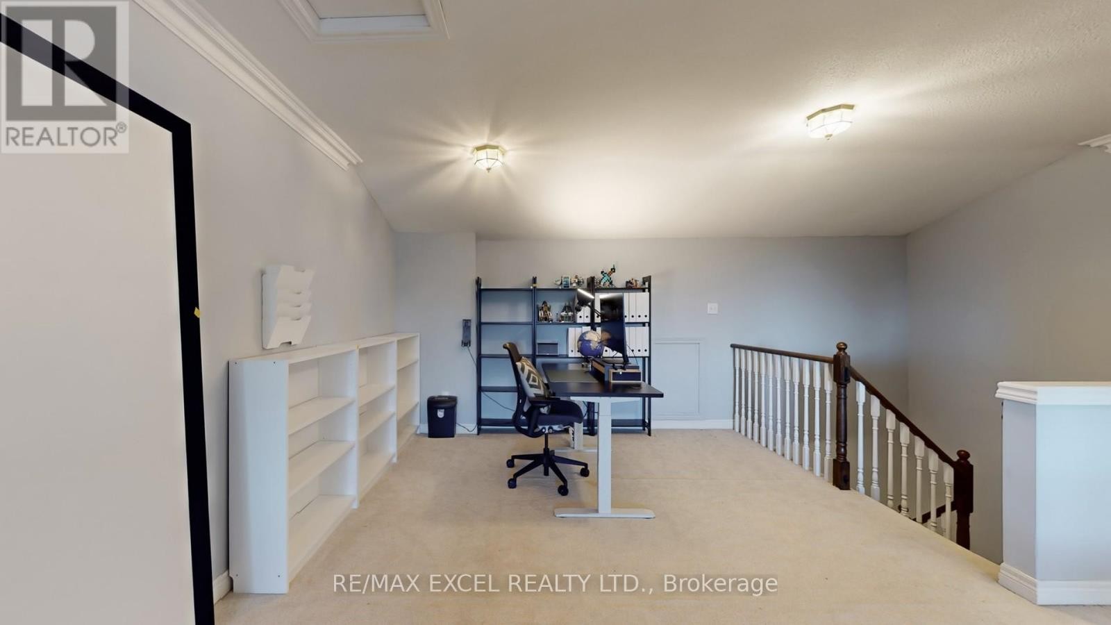 












87 THE FAIRWAYS

,
Markham (Angus Glen),




Ontario
L6C2A7

