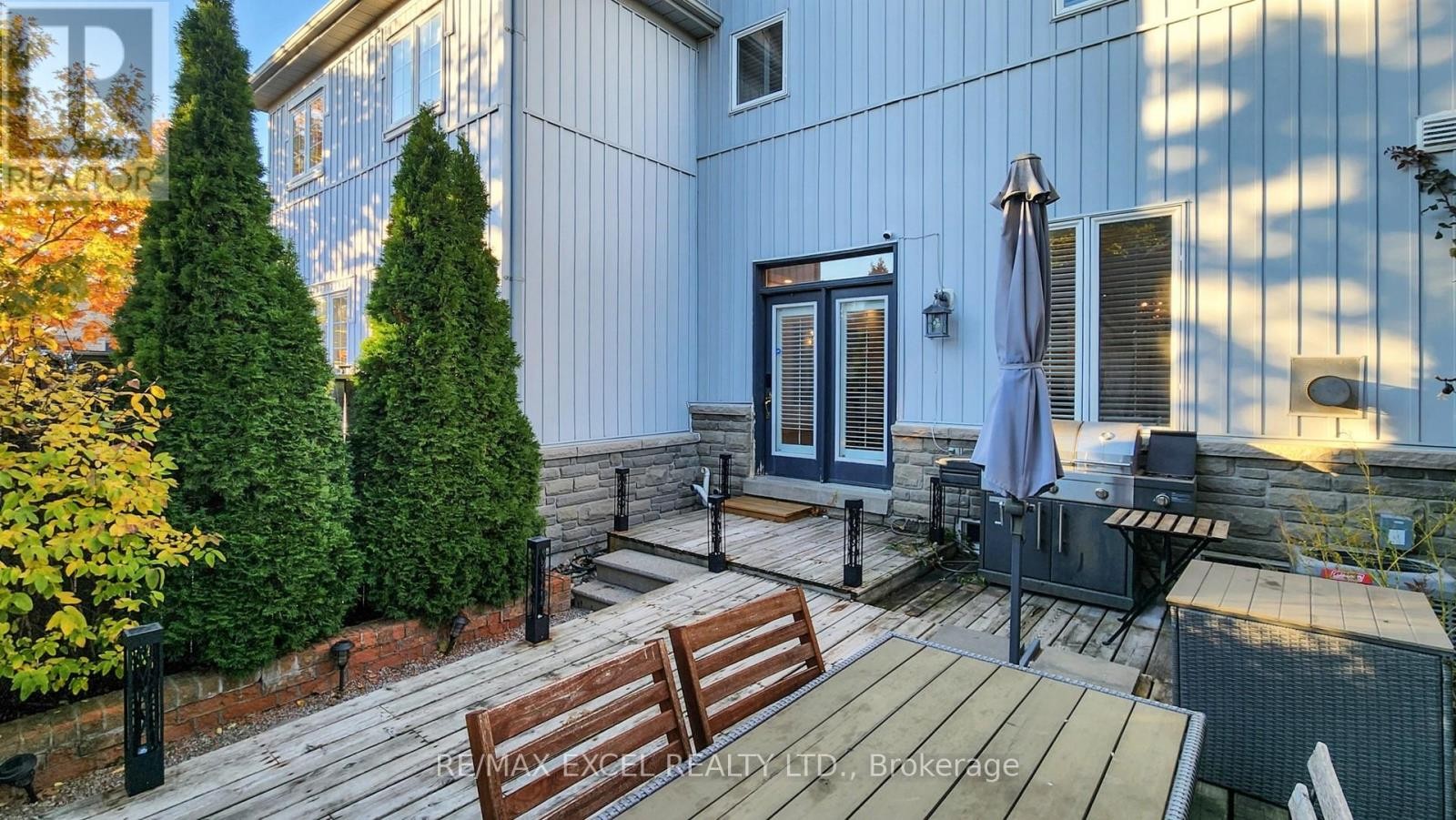 












87 THE FAIRWAYS

,
Markham (Angus Glen),




Ontario
L6C2A7

