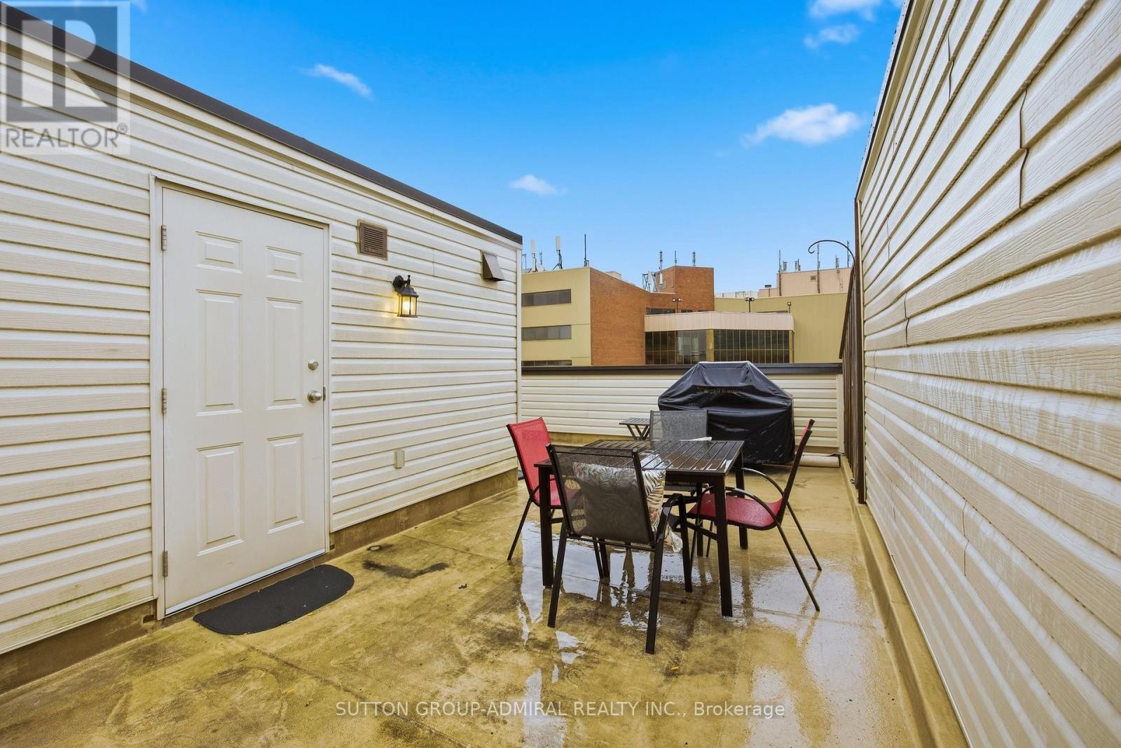 












216 - 308 JOHN STREET

,
Markham (Aileen-Willowbrook),




Ontario
L3T0A7

