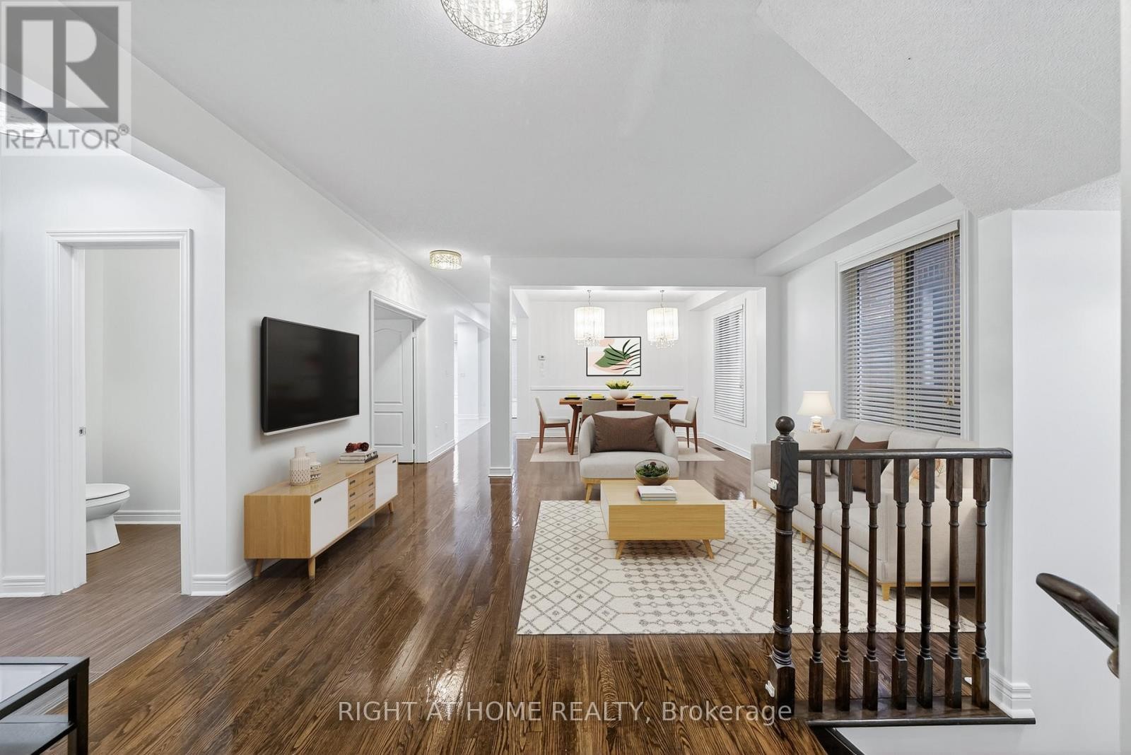 












193 BLUE DASHER BOULEVARD

,
Bradford West Gwillimbury (Bradford),




Ontario
L3Z0H3

