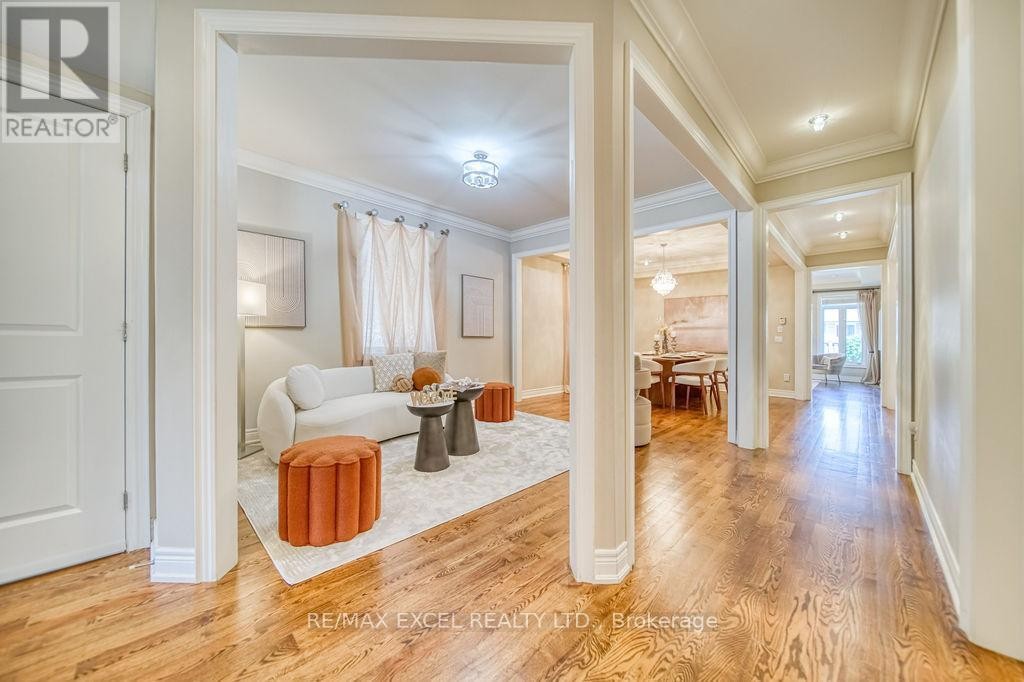 












166 TOWNSGATE DRIVE

,
Vaughan (Crestwood-Springfarm-Yorkhill),




Ontario
L4J8J5

