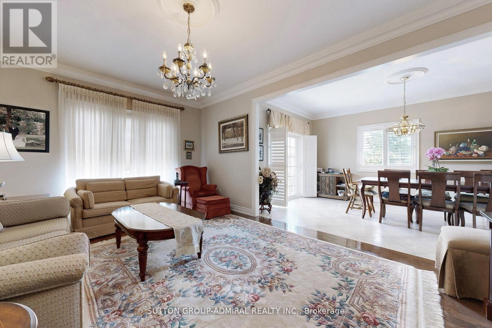 












25 LITTLE NATALIE COURT

,
Vaughan (Patterson),




Ontario
L6A0J2

