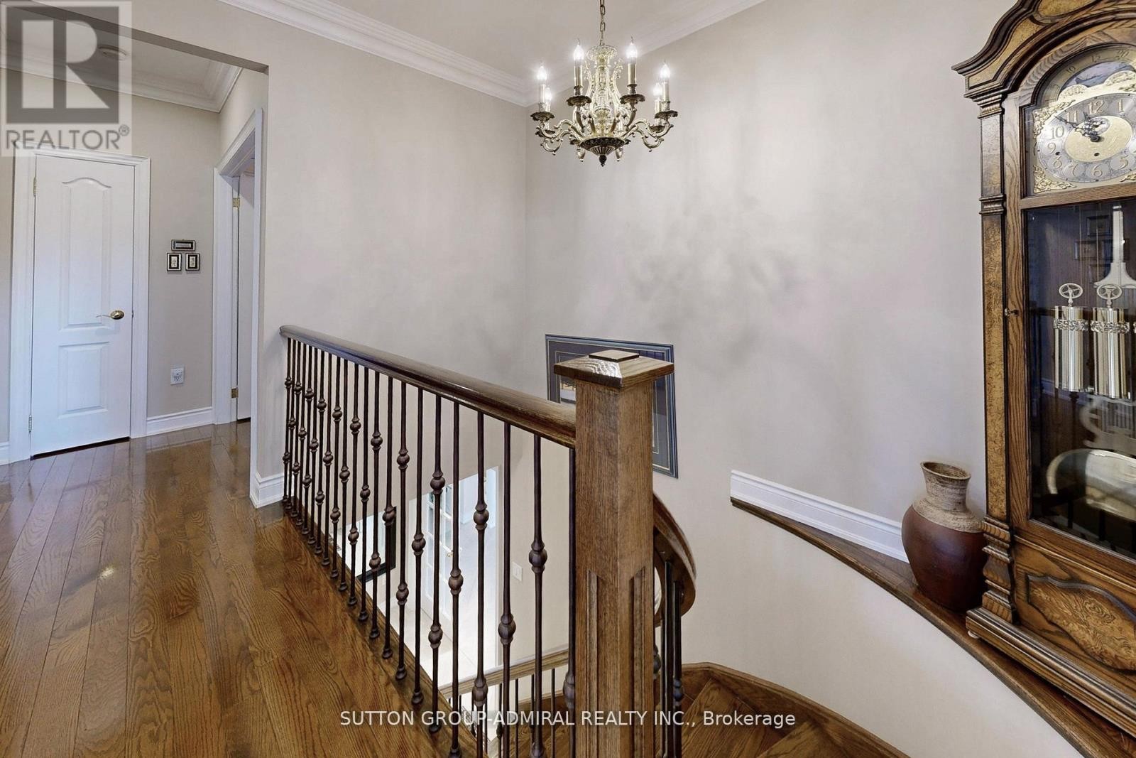 












25 LITTLE NATALIE COURT

,
Vaughan (Patterson),




Ontario
L6A0J2

