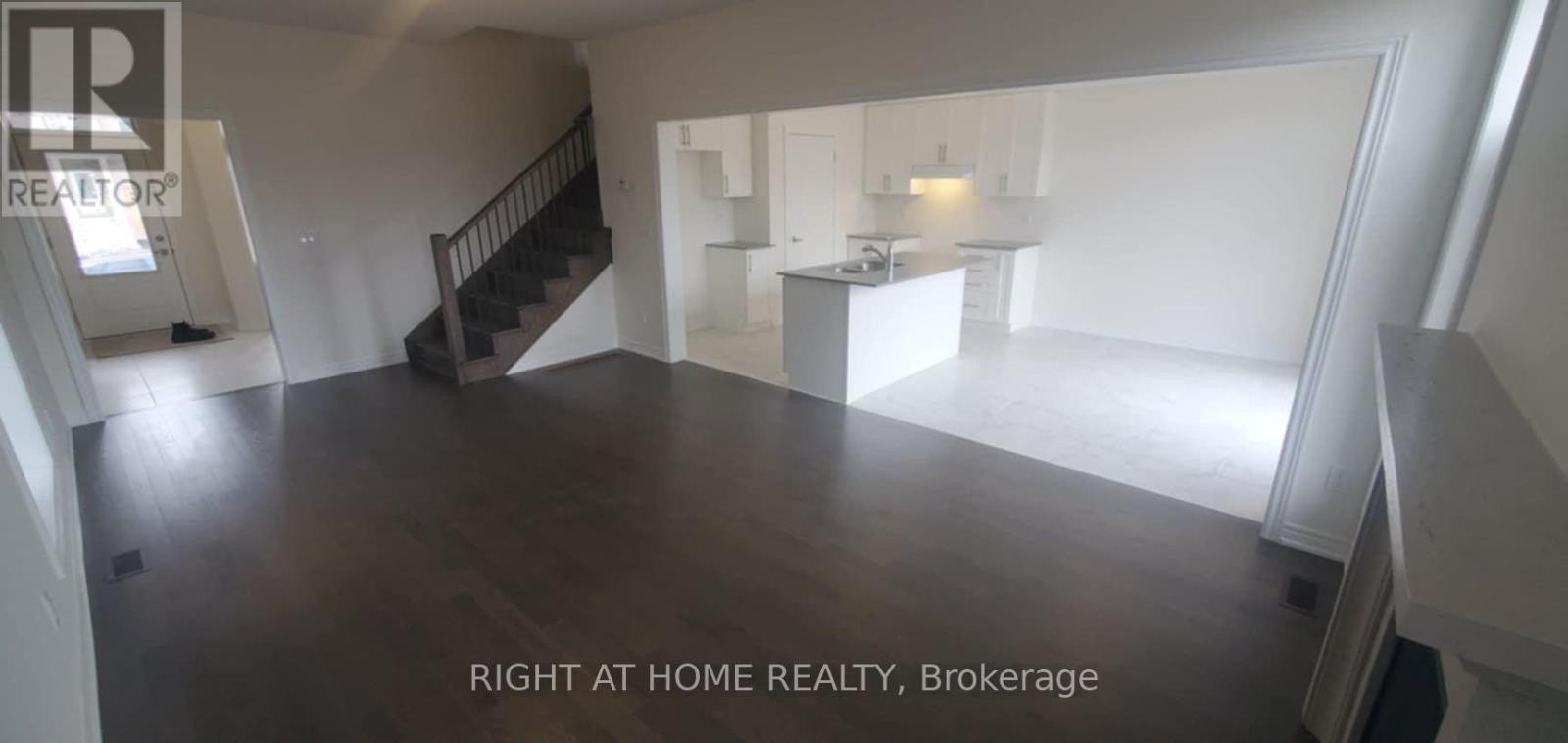 












1320 DAVIS LOOP

,
Innisfil (Lefroy),




Ontario
L0L1W0

