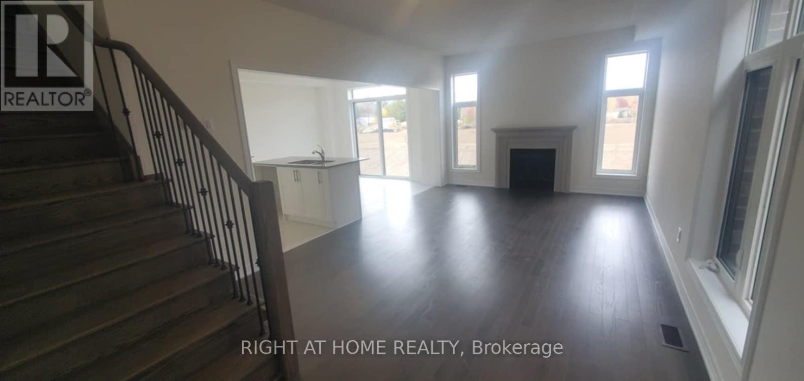 












1320 DAVIS LOOP

,
Innisfil (Lefroy),




Ontario
L0L1W0

