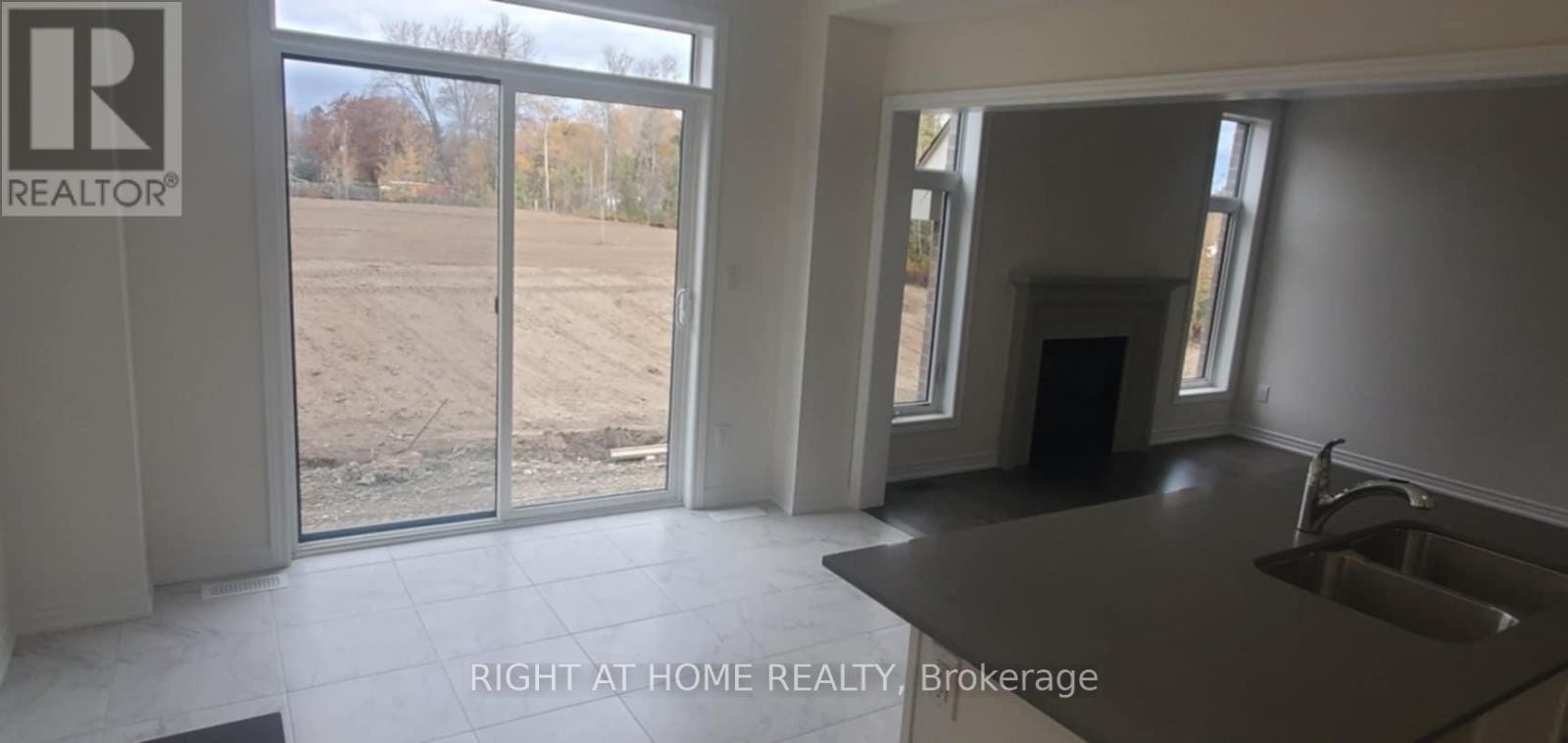 












1320 DAVIS LOOP

,
Innisfil (Lefroy),




Ontario
L0L1W0

