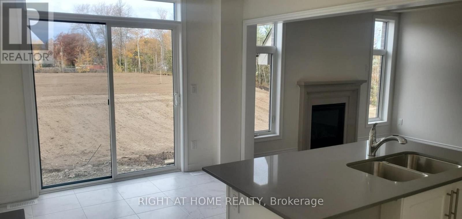 












1320 DAVIS LOOP

,
Innisfil (Lefroy),




Ontario
L0L1W0

