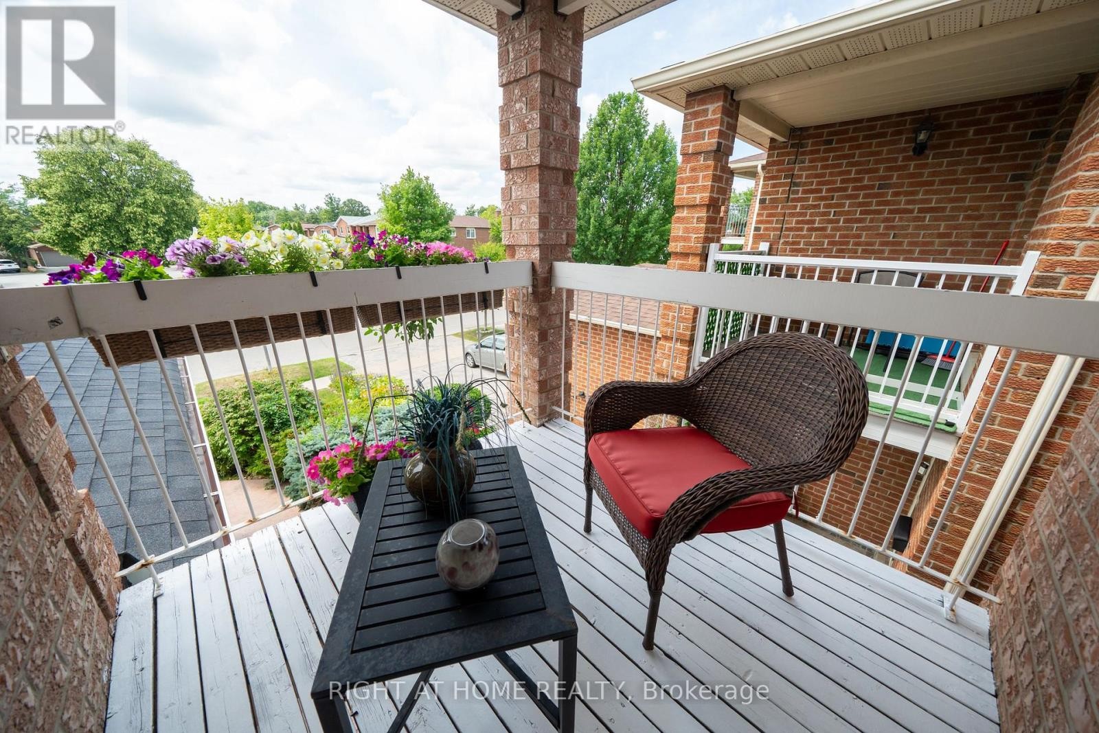 












259 TALL GRASS TRAIL

,
Vaughan (East Woodbridge),




Ontario
L4L3P7

