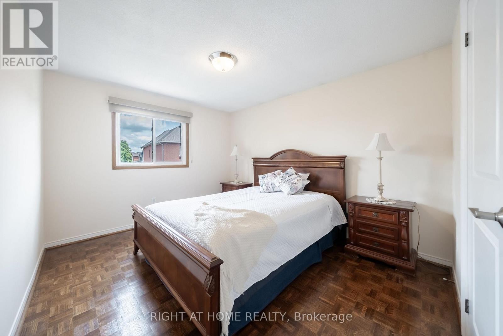 












259 TALL GRASS TRAIL

,
Vaughan (East Woodbridge),




Ontario
L4L3P7

