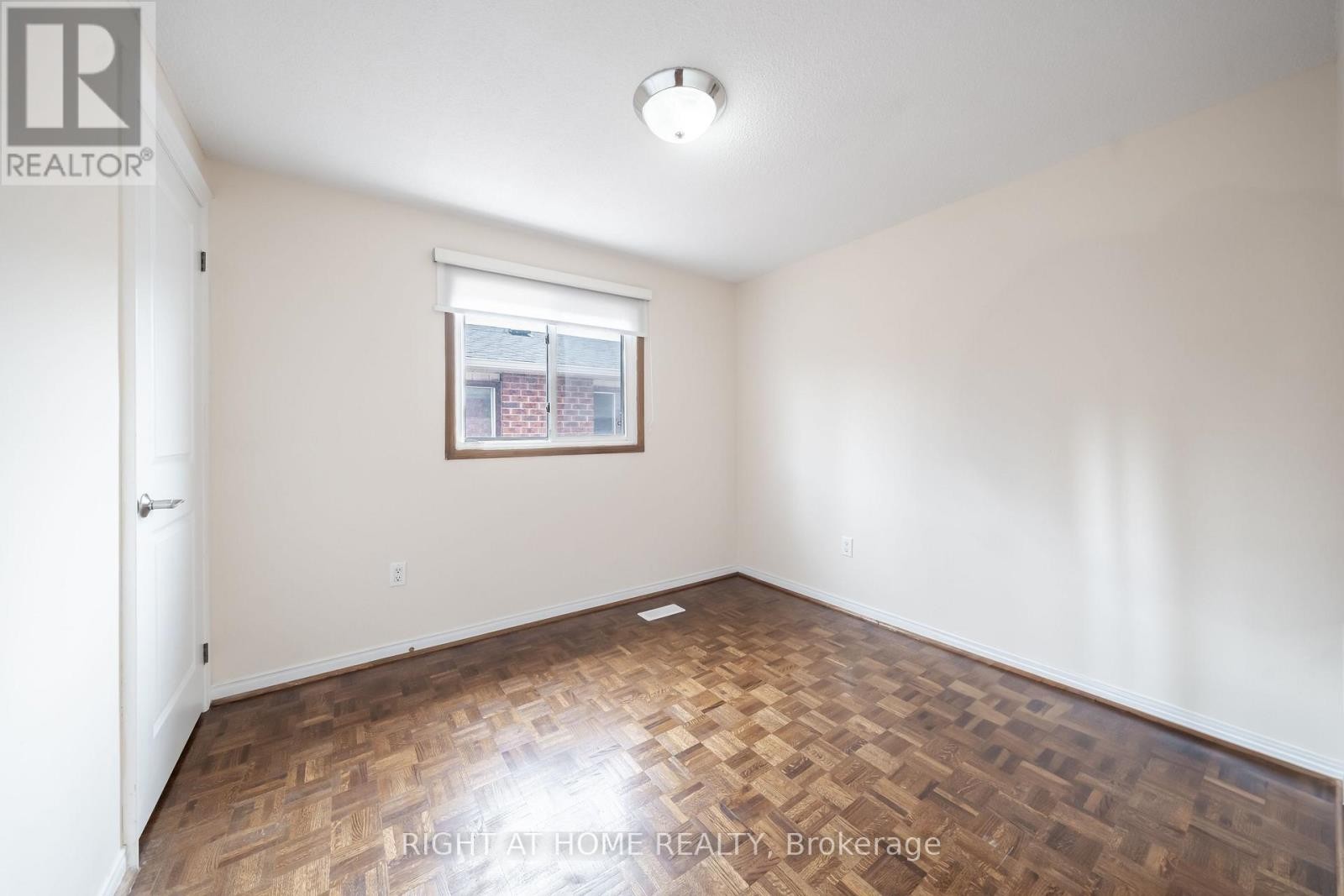 












259 TALL GRASS TRAIL

,
Vaughan (East Woodbridge),




Ontario
L4L3P7

