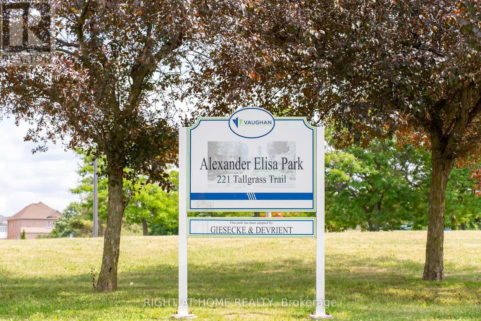 












259 TALL GRASS TRAIL

,
Vaughan (East Woodbridge),




Ontario
L4L3P7

