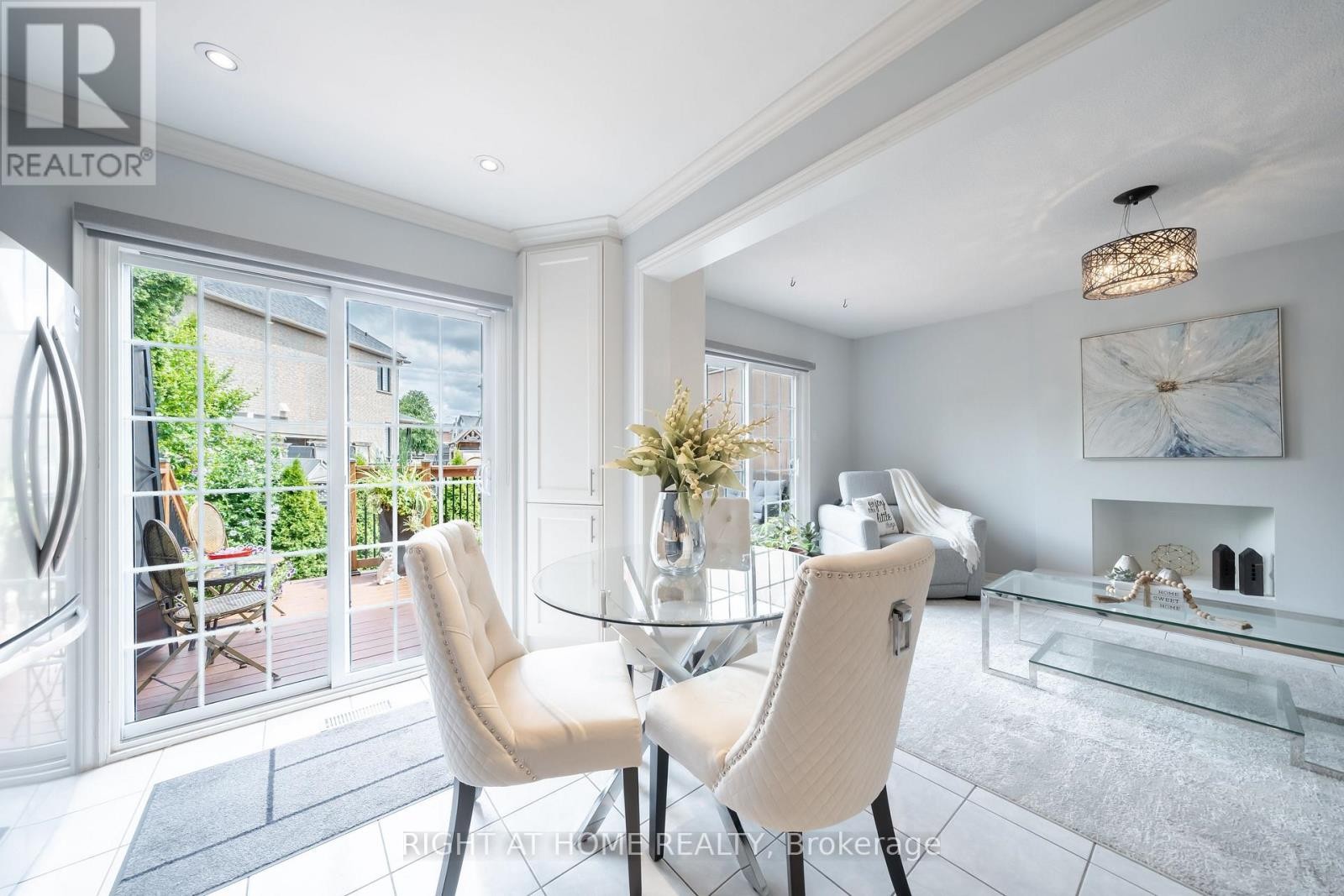 












259 TALL GRASS TRAIL

,
Vaughan (East Woodbridge),




Ontario
L4L3P7

