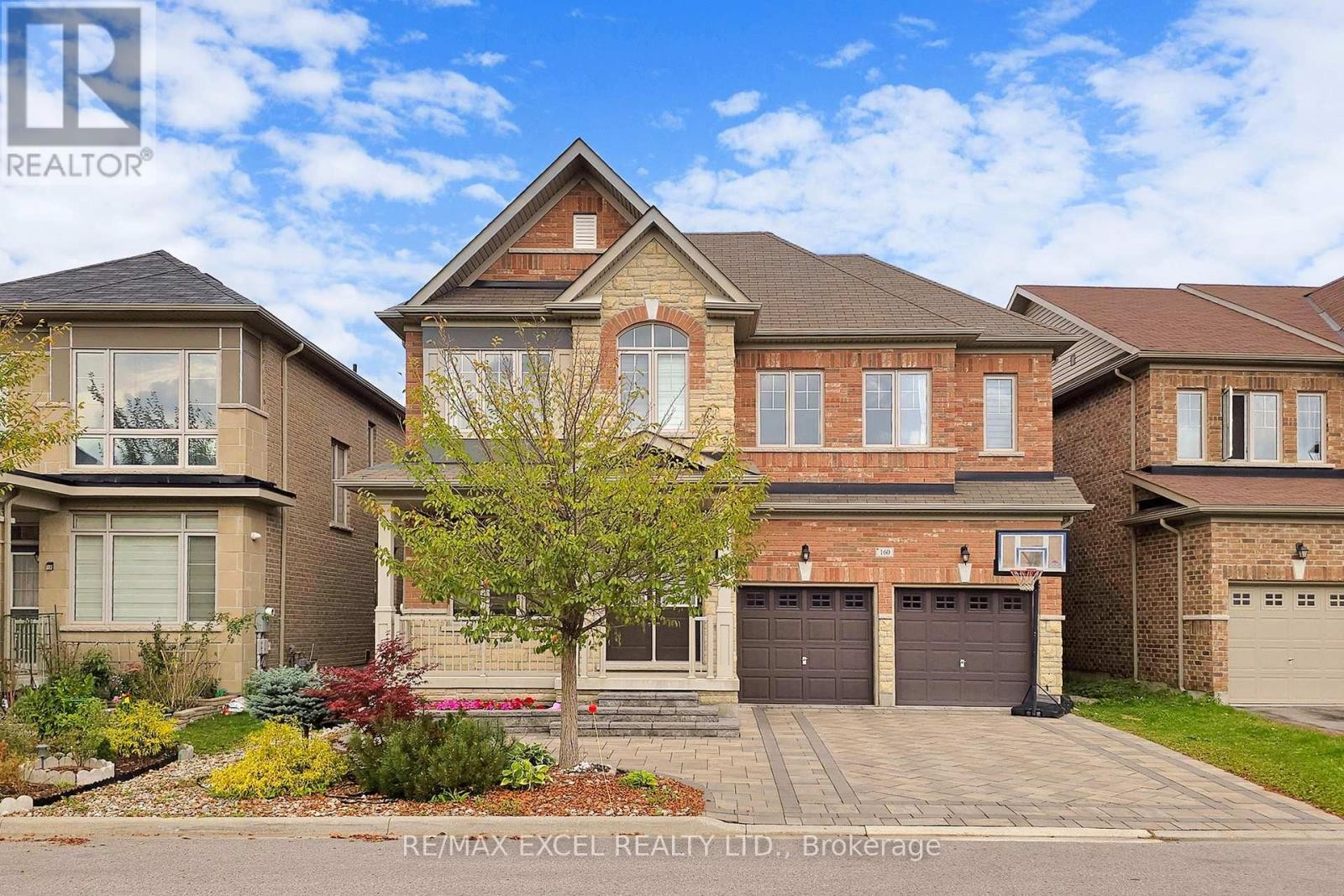 












160 ROY HARPER AVENUE

,
Aurora,




Ontario
L4G0V6

