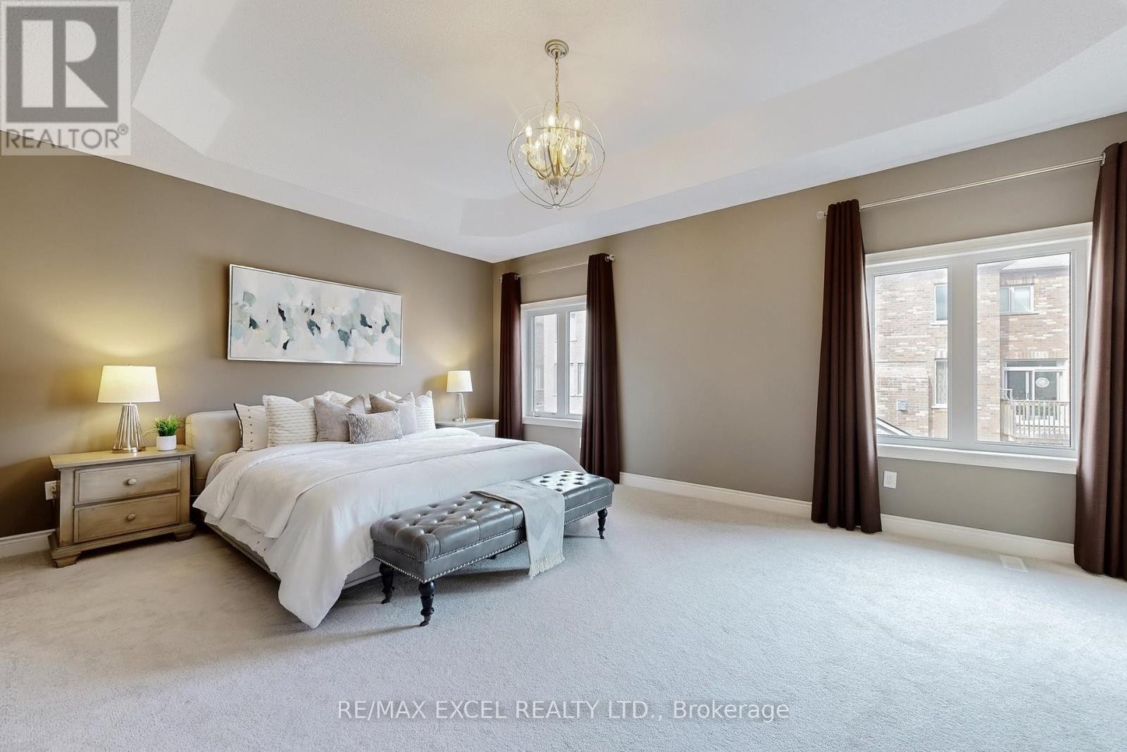 












160 ROY HARPER AVENUE

,
Aurora,




Ontario
L4G0V6

