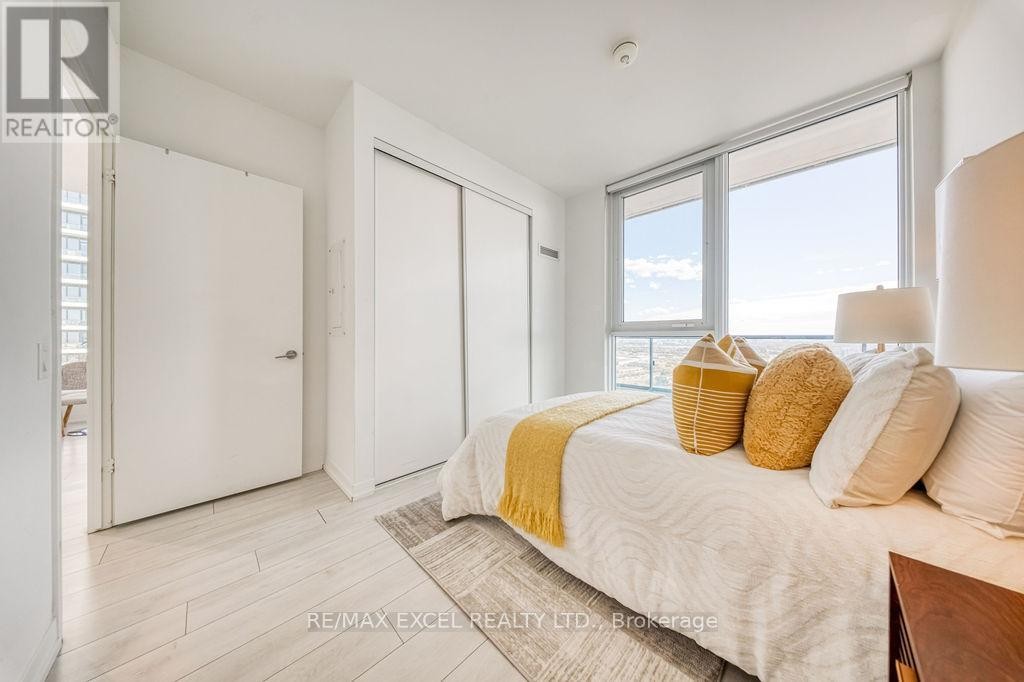 












2803 - 898 PORTAGE PARKWAY

,
Vaughan (Vaughan Corporate Centre),




Ontario
L4K0J6

