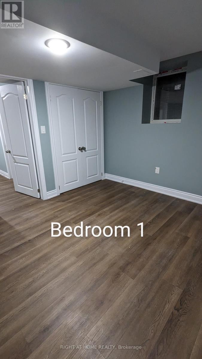 












1436 TOMKINS ROAD

,
Innisfil (Alcona),




Ontario
L9S0M8

