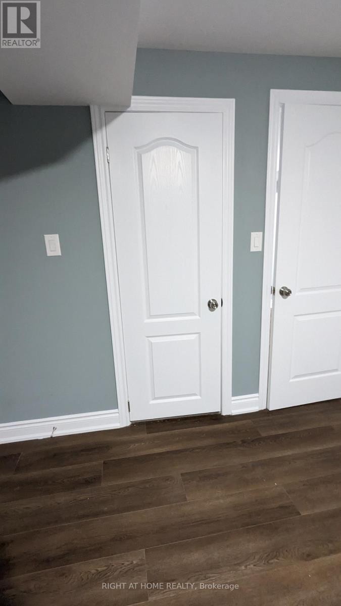 












1436 TOMKINS ROAD

,
Innisfil (Alcona),




Ontario
L9S0M8

