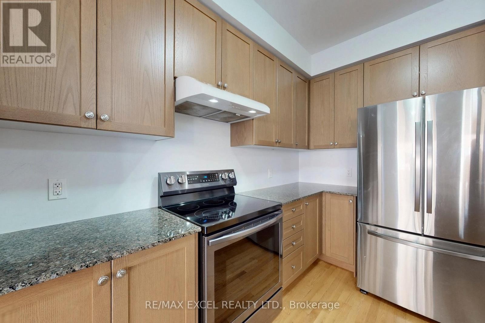 












14 TWINFLOWER LANE

,
Richmond Hill (Oak Ridges Lake Wilcox),




Ontario
L4E1E7

