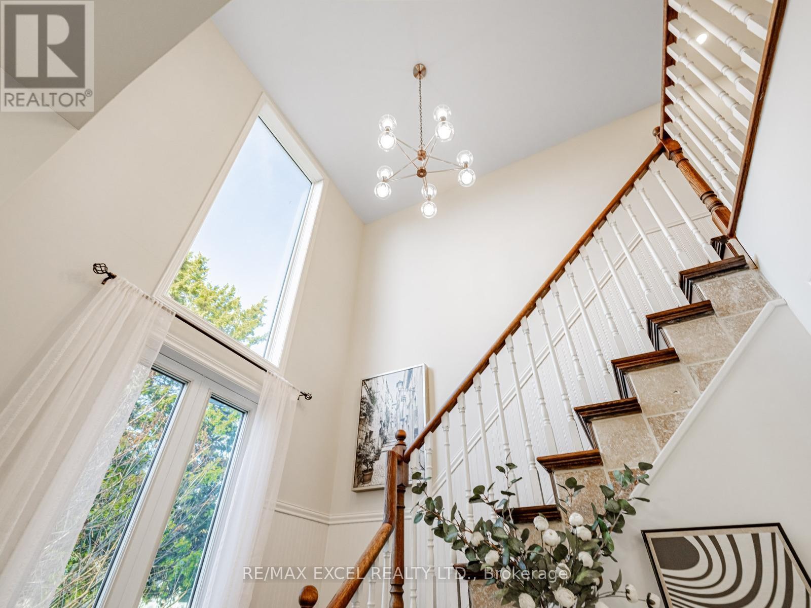 












299 PASADENA DRIVE

,
Georgina (Keswick South),




Ontario
L4P2Z1

