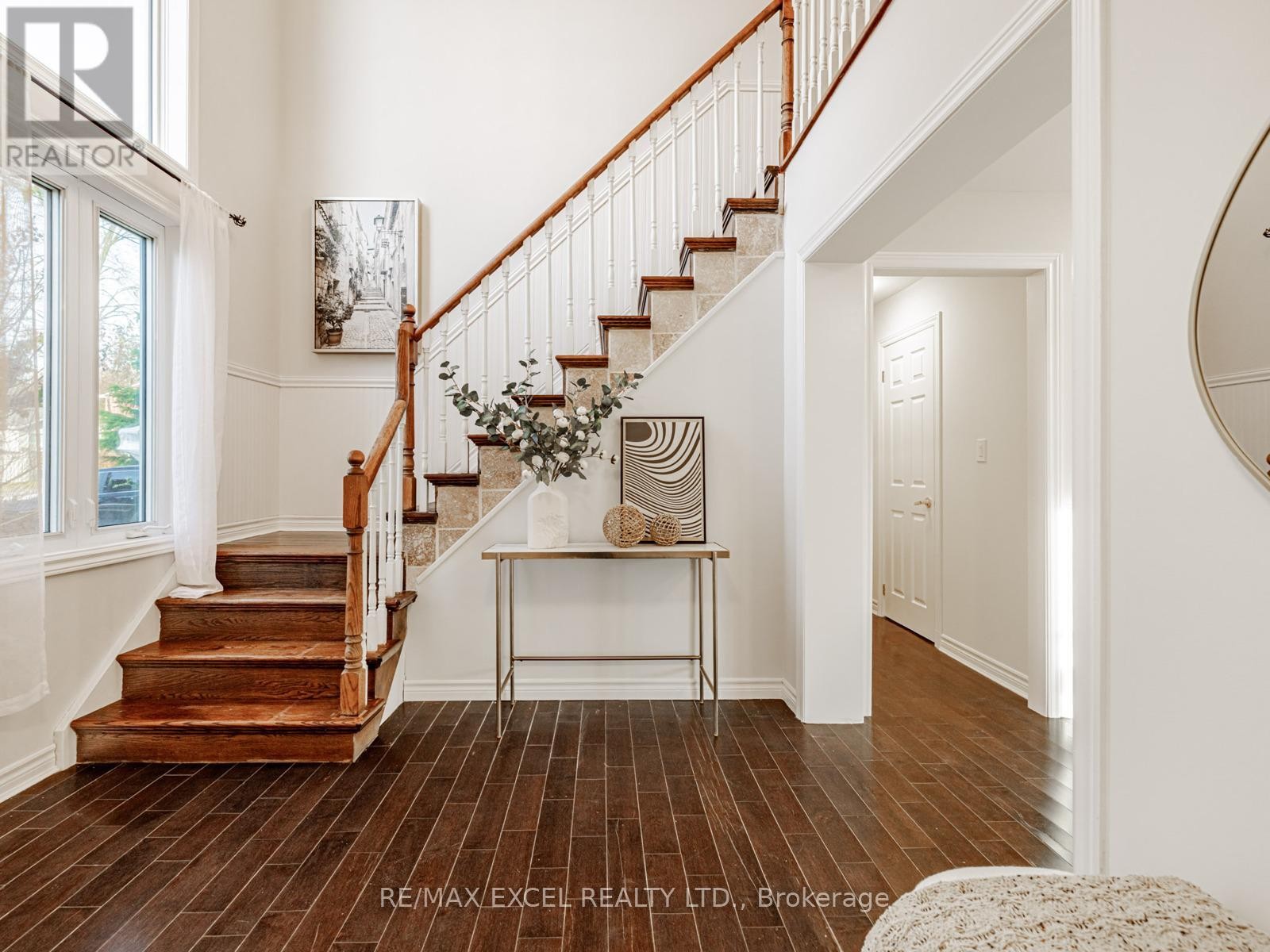 












299 PASADENA DRIVE

,
Georgina (Keswick South),




Ontario
L4P2Z1

