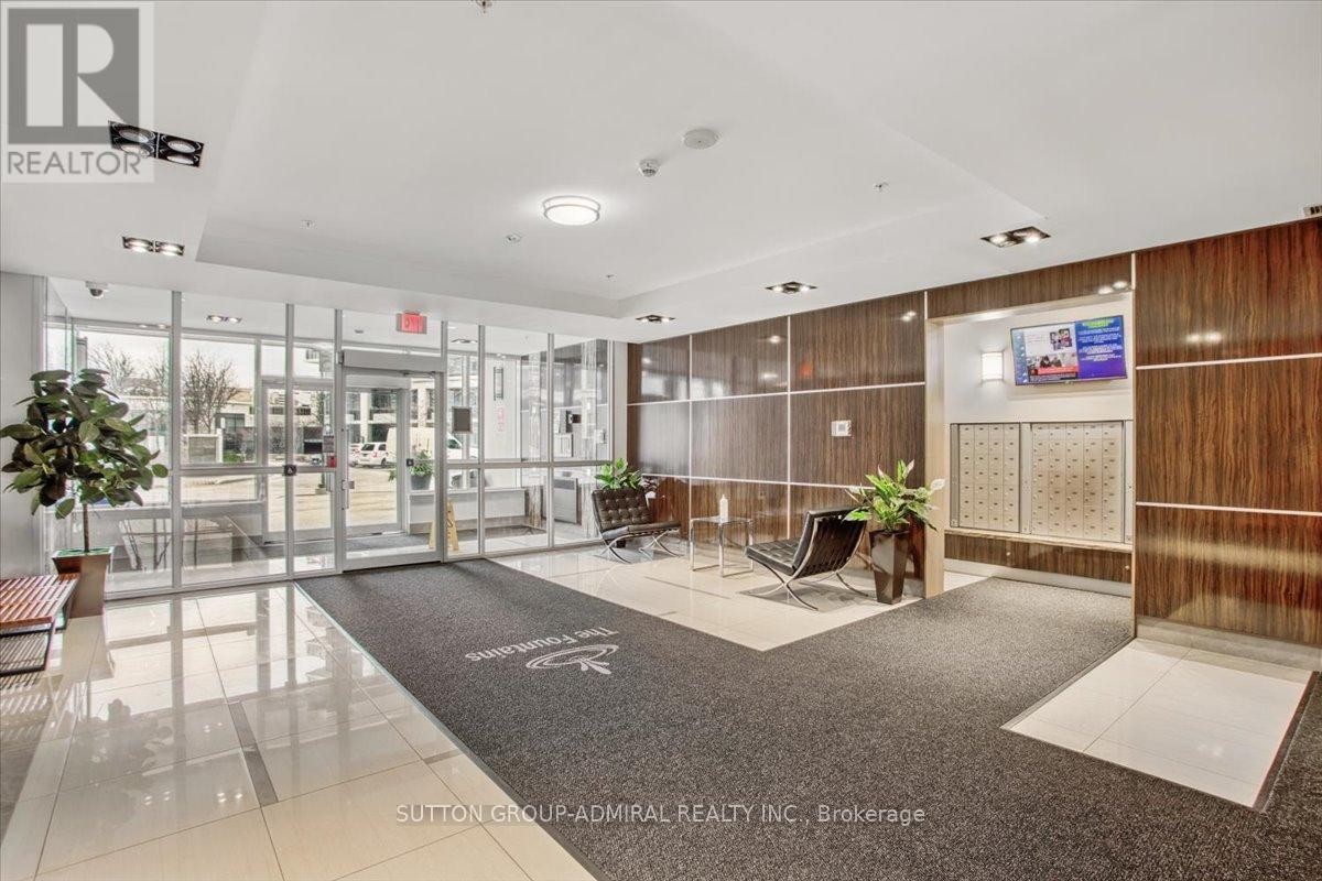 












204 - 95 NORTH PARK ROAD

,
Vaughan (Beverley Glen),




Ontario
L4J0J1

