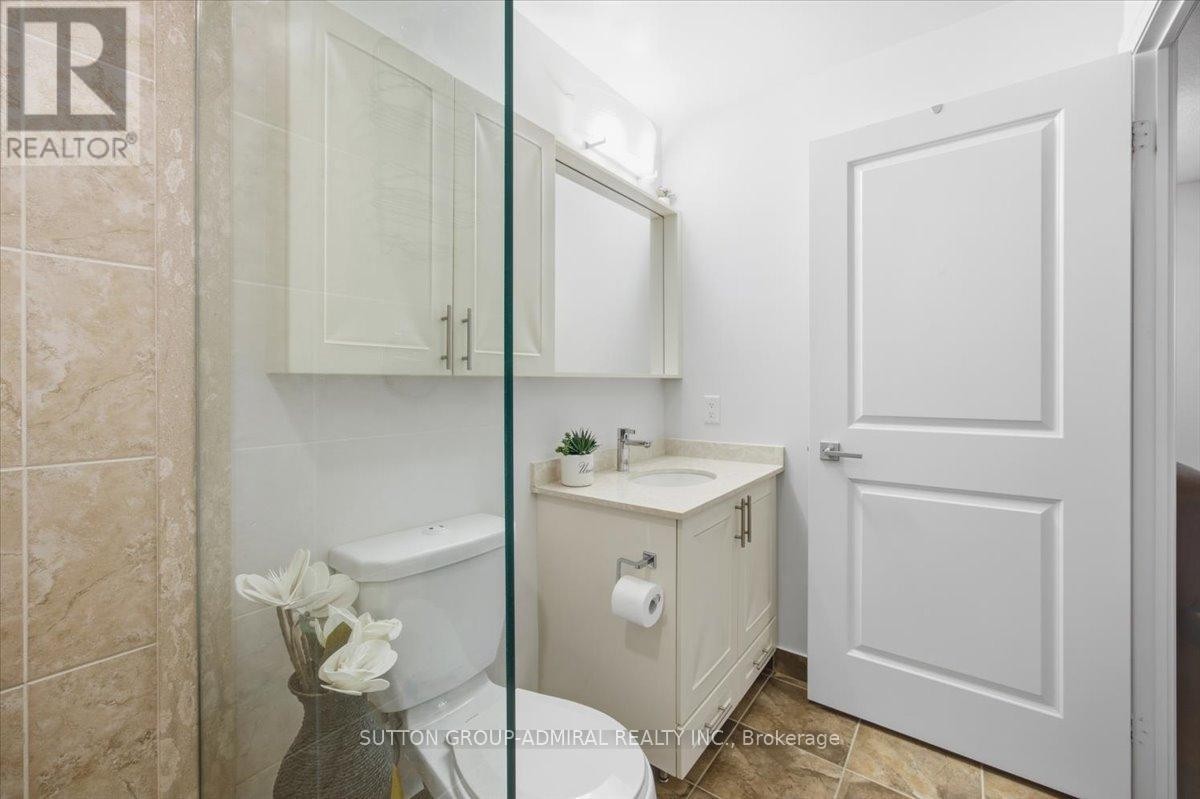 












204 - 95 NORTH PARK ROAD

,
Vaughan (Beverley Glen),




Ontario
L4J0J1

