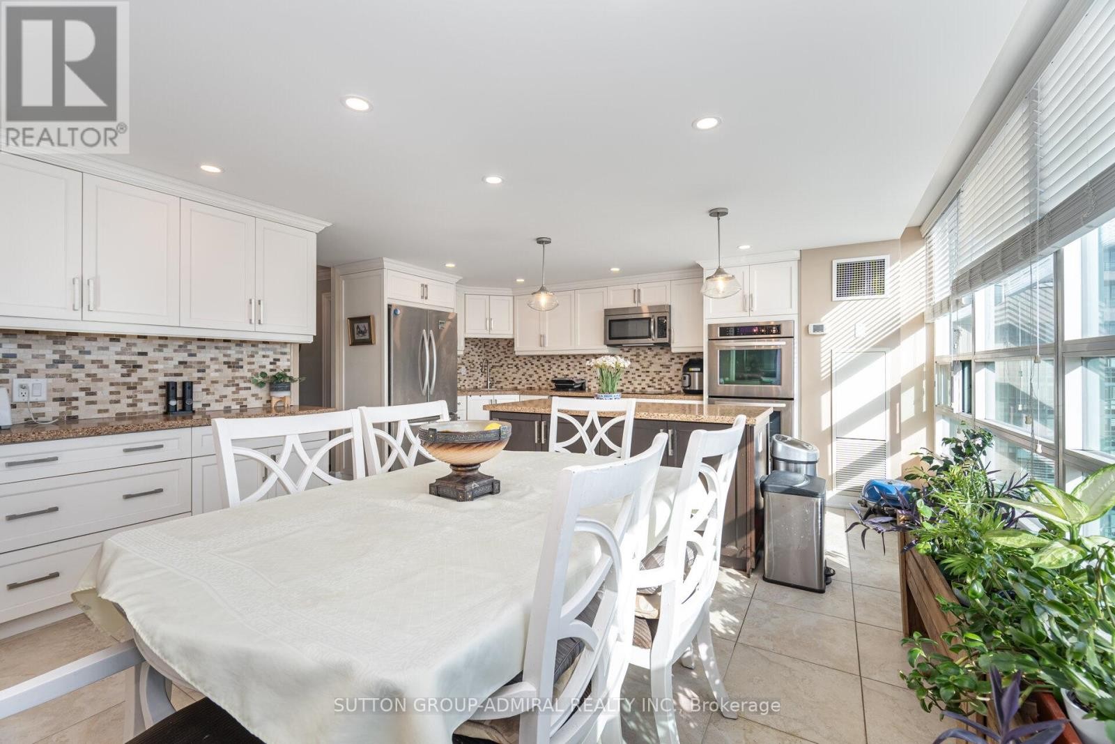 












1211 - 7825 BAYVIEW AVENUE

,
Markham (Aileen-Willowbrook),




Ontario
L3T7N2

