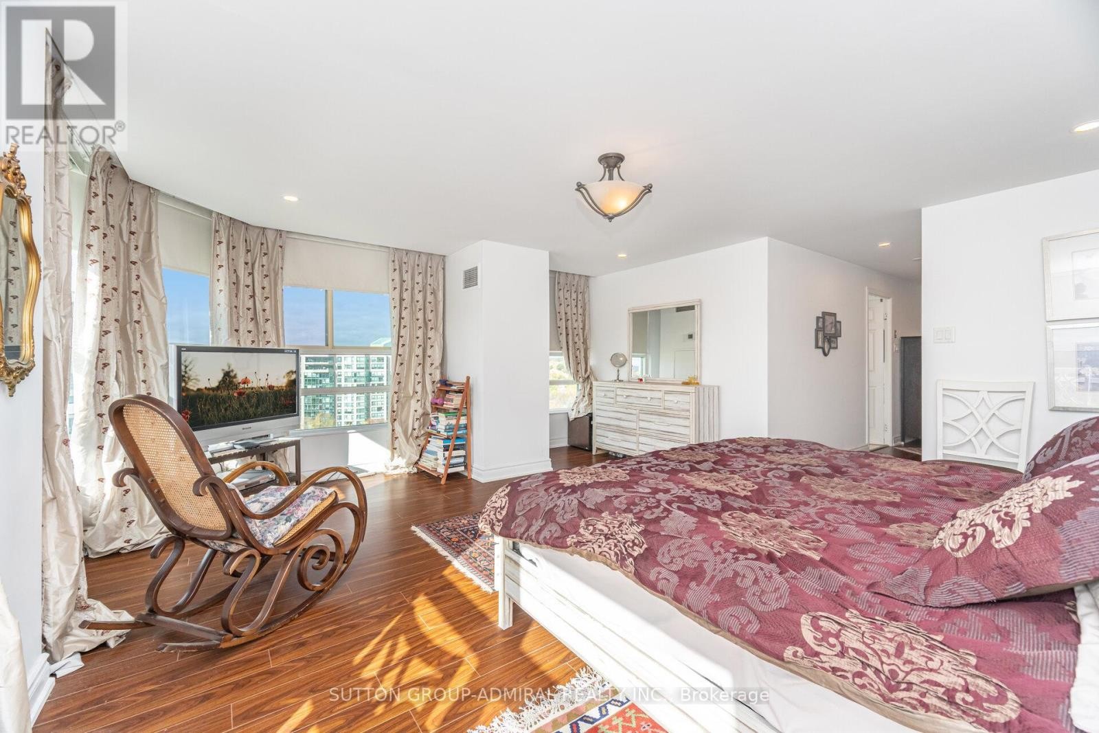 












1211 - 7825 BAYVIEW AVENUE

,
Markham (Aileen-Willowbrook),




Ontario
L3T7N2

