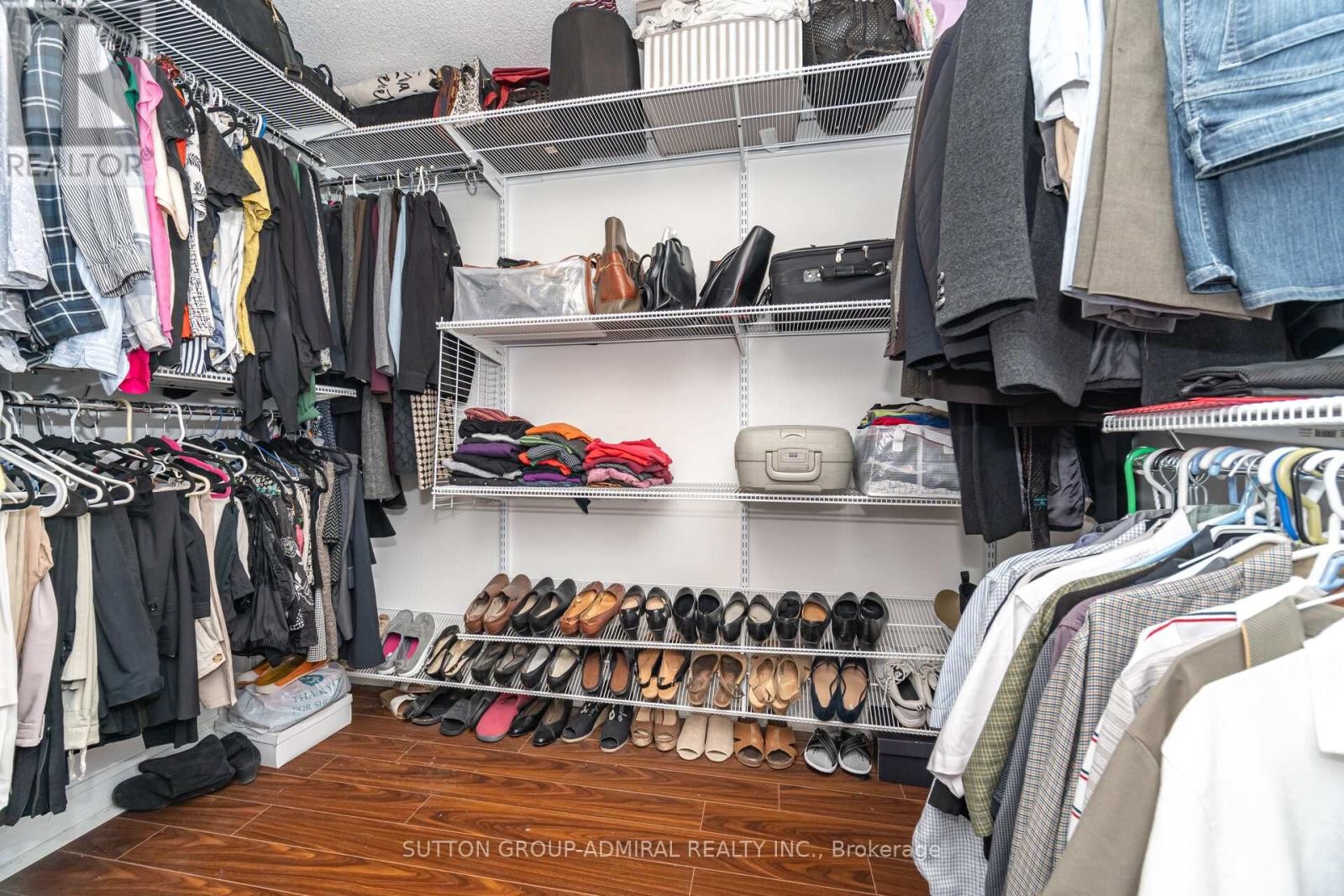 












1211 - 7825 BAYVIEW AVENUE

,
Markham (Aileen-Willowbrook),




Ontario
L3T7N2

