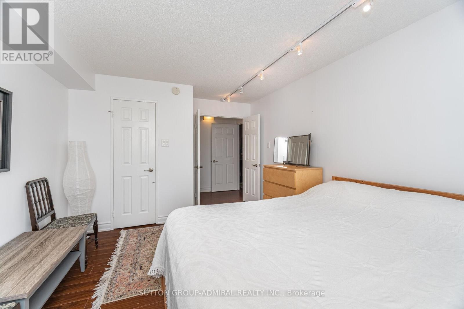 












1211 - 7825 BAYVIEW AVENUE

,
Markham (Aileen-Willowbrook),




Ontario
L3T7N2

