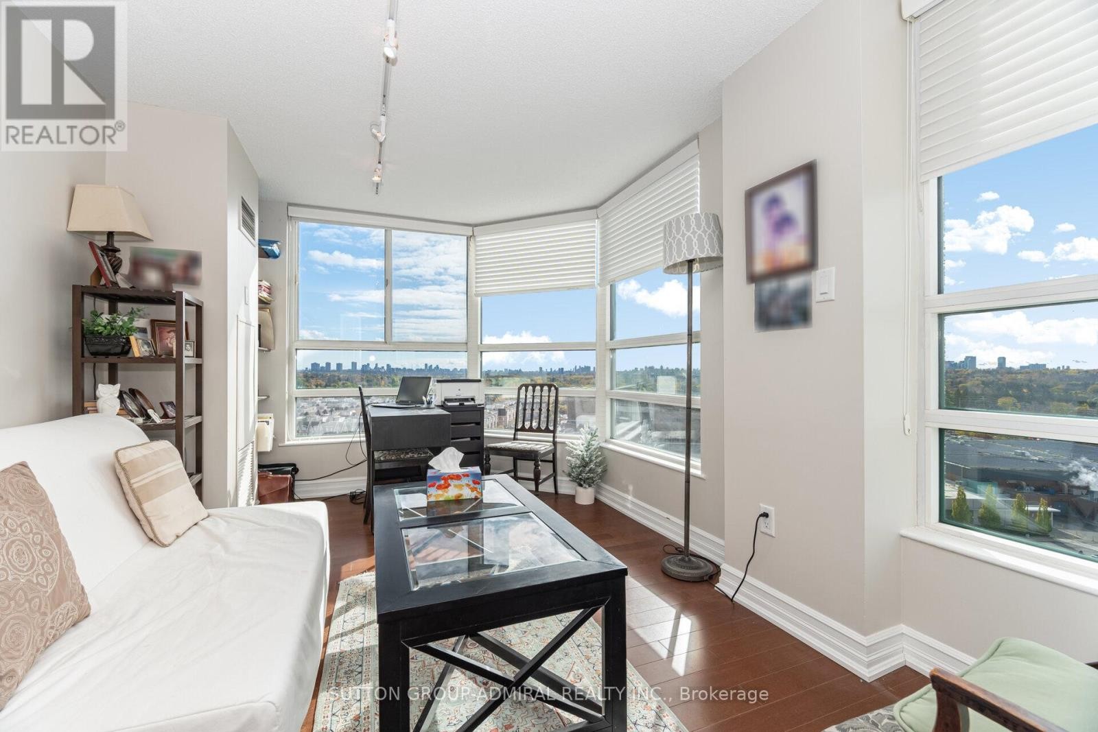 












1211 - 7825 BAYVIEW AVENUE

,
Markham (Aileen-Willowbrook),




Ontario
L3T7N2

