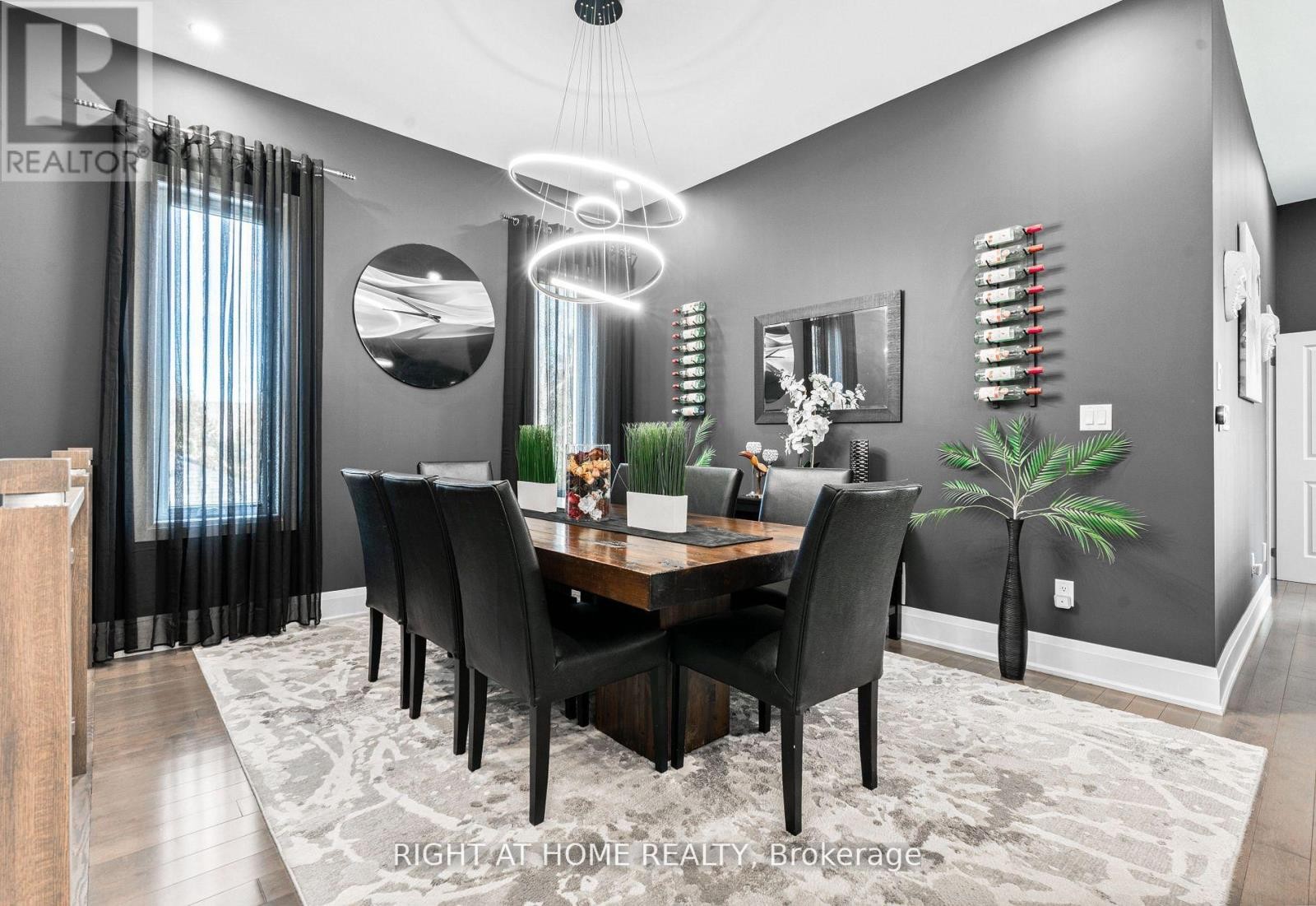 












993 GILMORE AVENUE

,
Innisfil (Lefroy),




Ontario
L0L1W0

