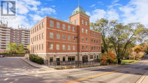 Featured Listing Photo 