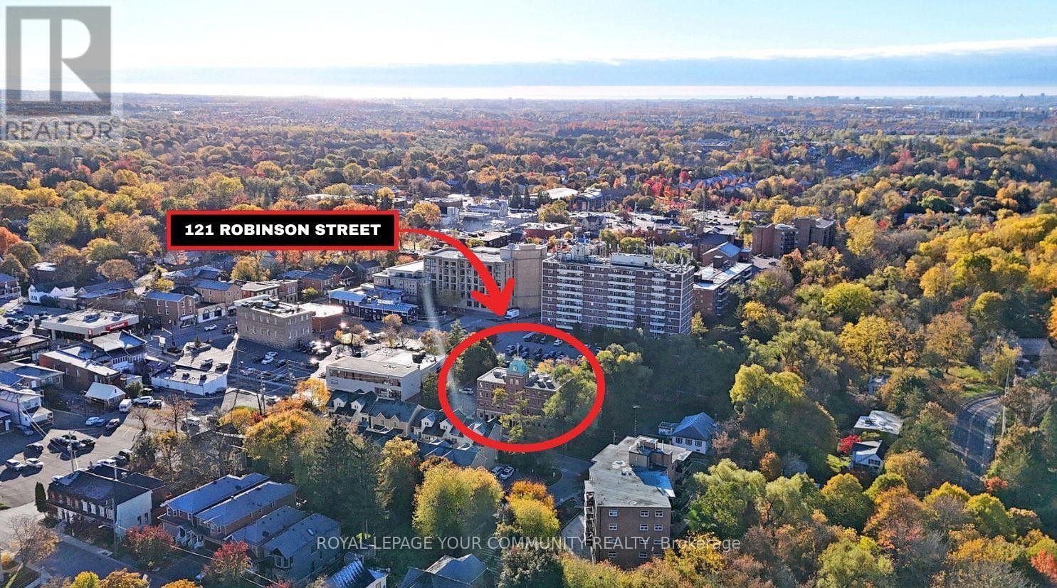 












121 ROBINSON STREET

,
Markham (Old Markham Village),




Ontario
L3P1P2

