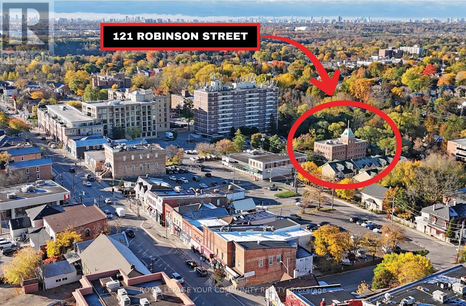 












121 ROBINSON STREET

,
Markham (Old Markham Village),




Ontario
L3P1P2

