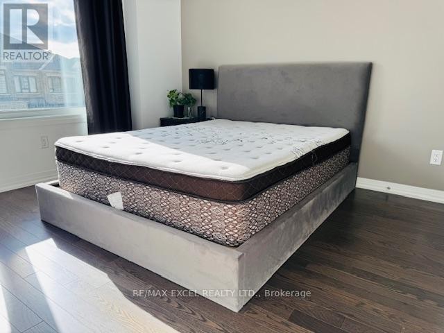 












22 BOITON STREET

,
Richmond Hill,




Ontario
L4S0J4

