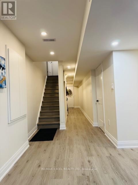 












22 BOITON STREET

,
Richmond Hill,




Ontario
L4S0J4

