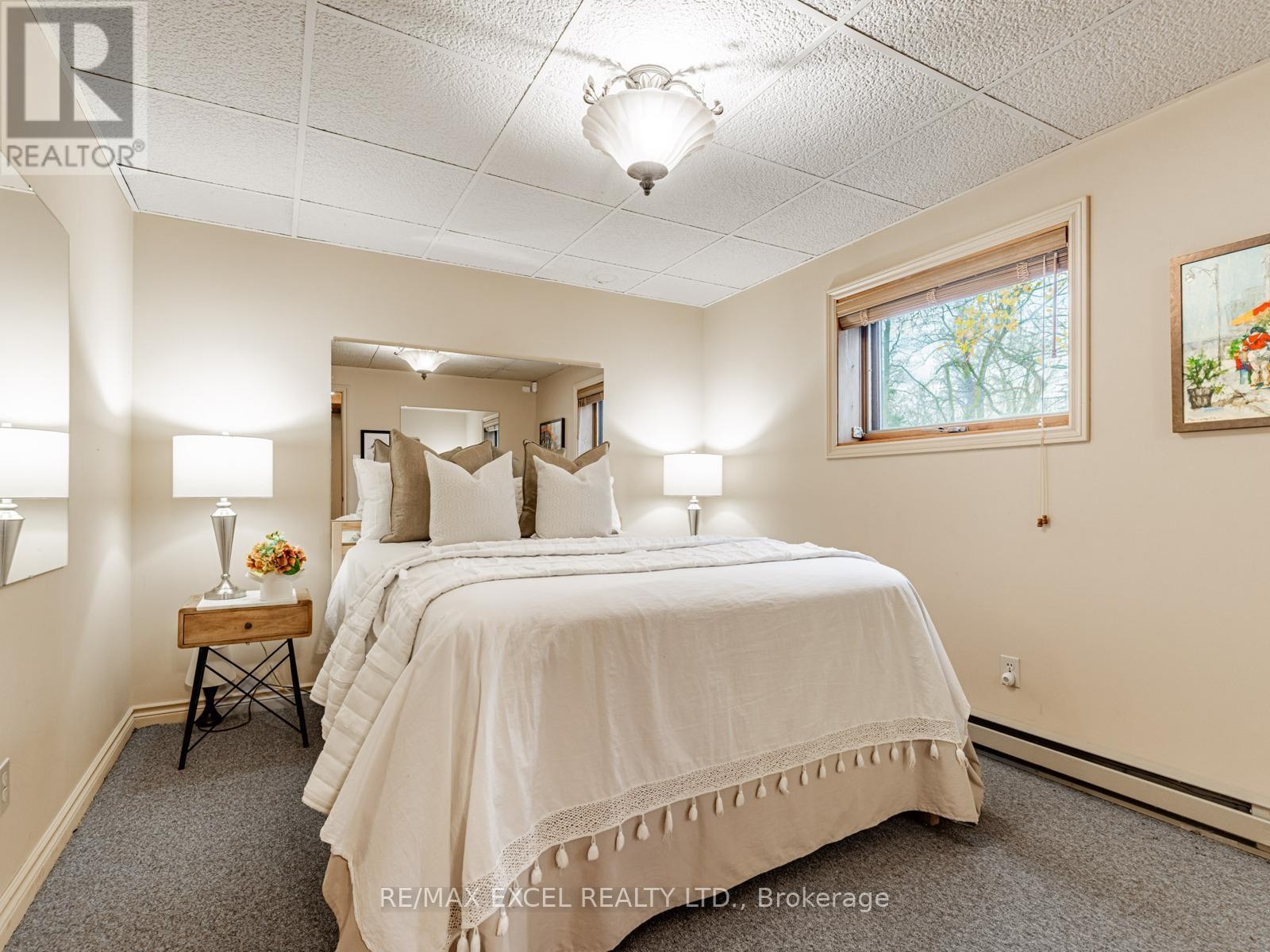 












4138 19TH AVENUE

,
Markham,




Ontario
L6C1M2

