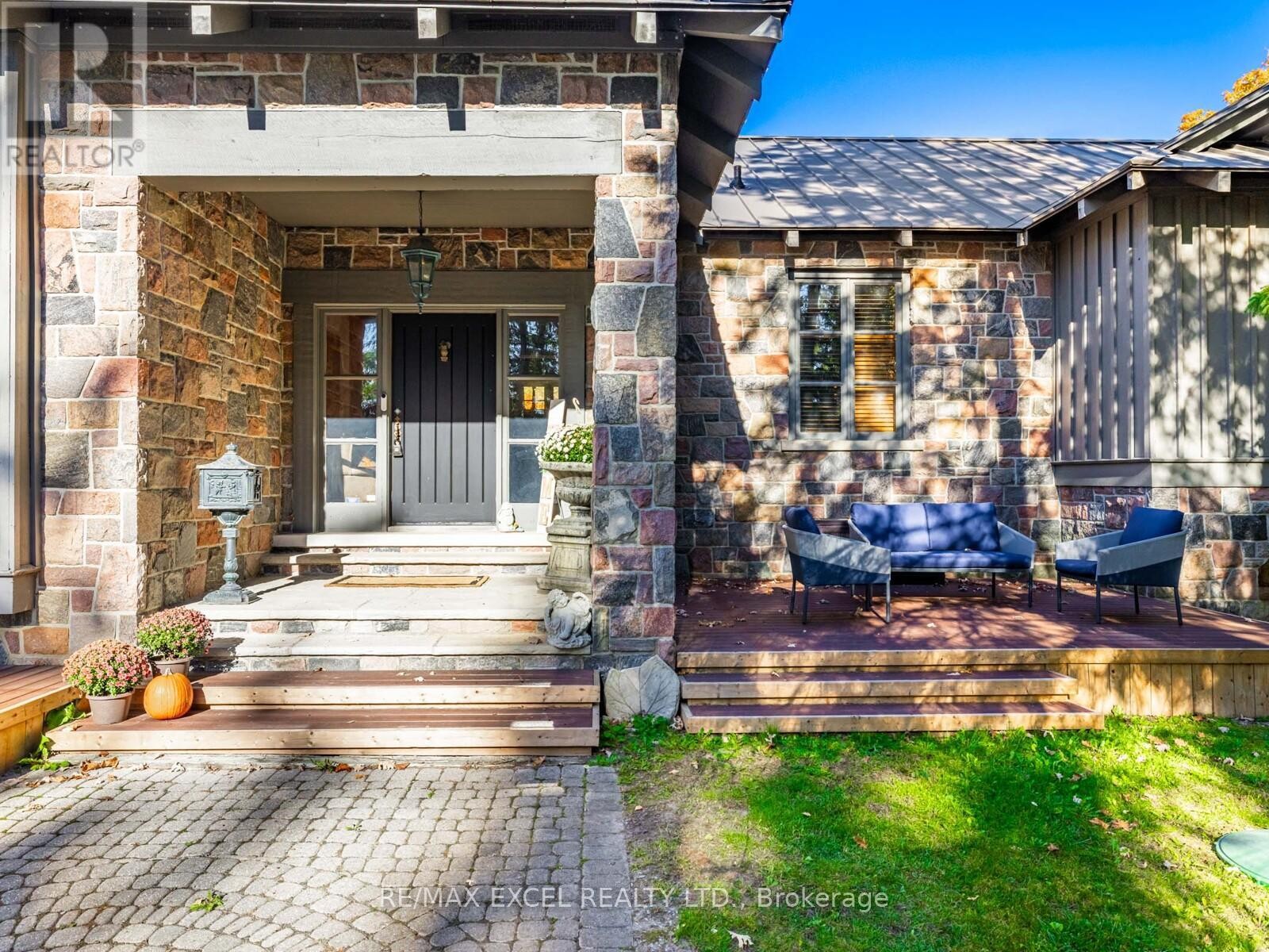 












4138 19TH AVENUE

,
Markham,




Ontario
L6C1M2

