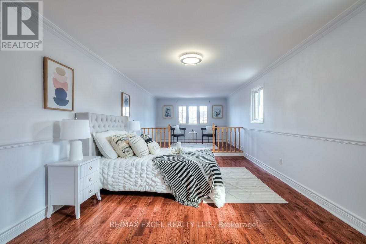 












310 RAYMERVILLE DRIVE

,
Markham (Raymerville),




Ontario
L3P6N9

