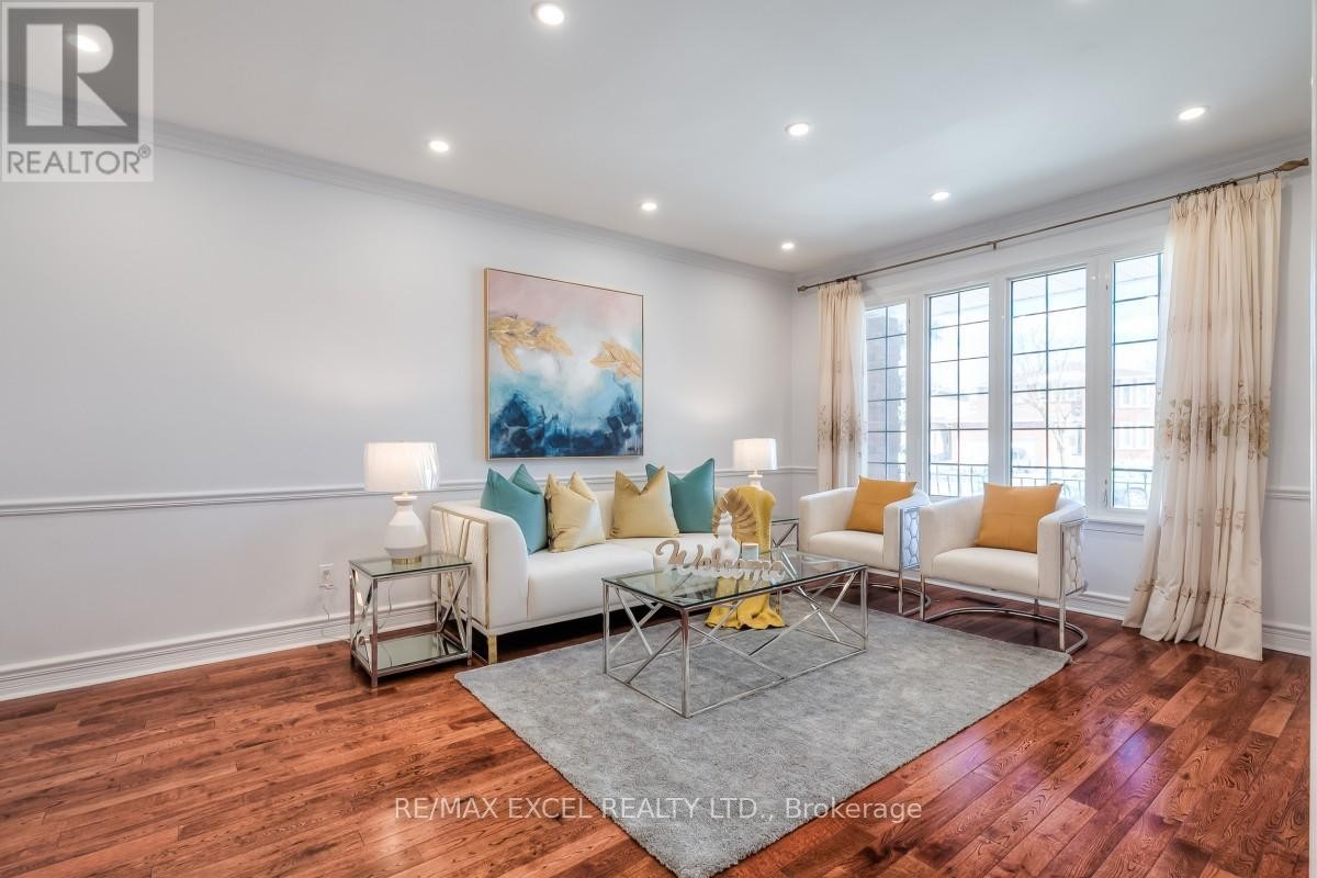 












310 RAYMERVILLE DRIVE

,
Markham (Raymerville),




Ontario
L3P6N9

