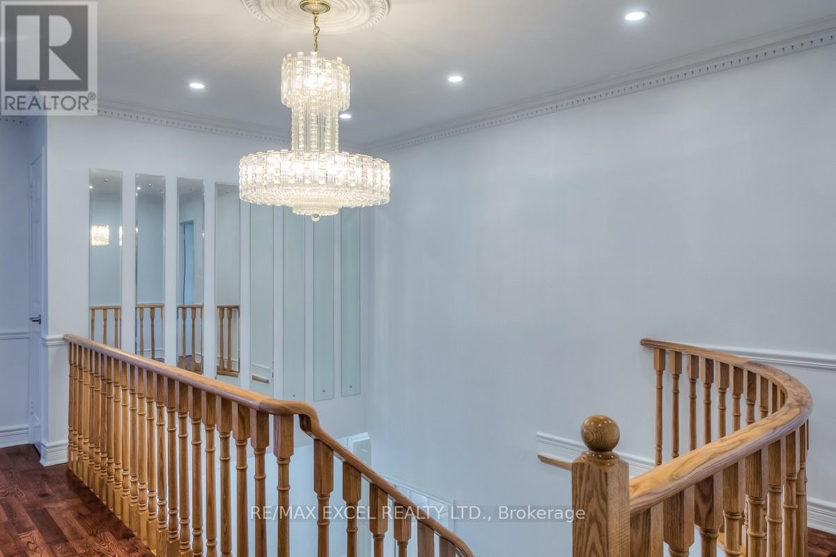 












310 RAYMERVILLE DRIVE

,
Markham (Raymerville),




Ontario
L3P6N9

