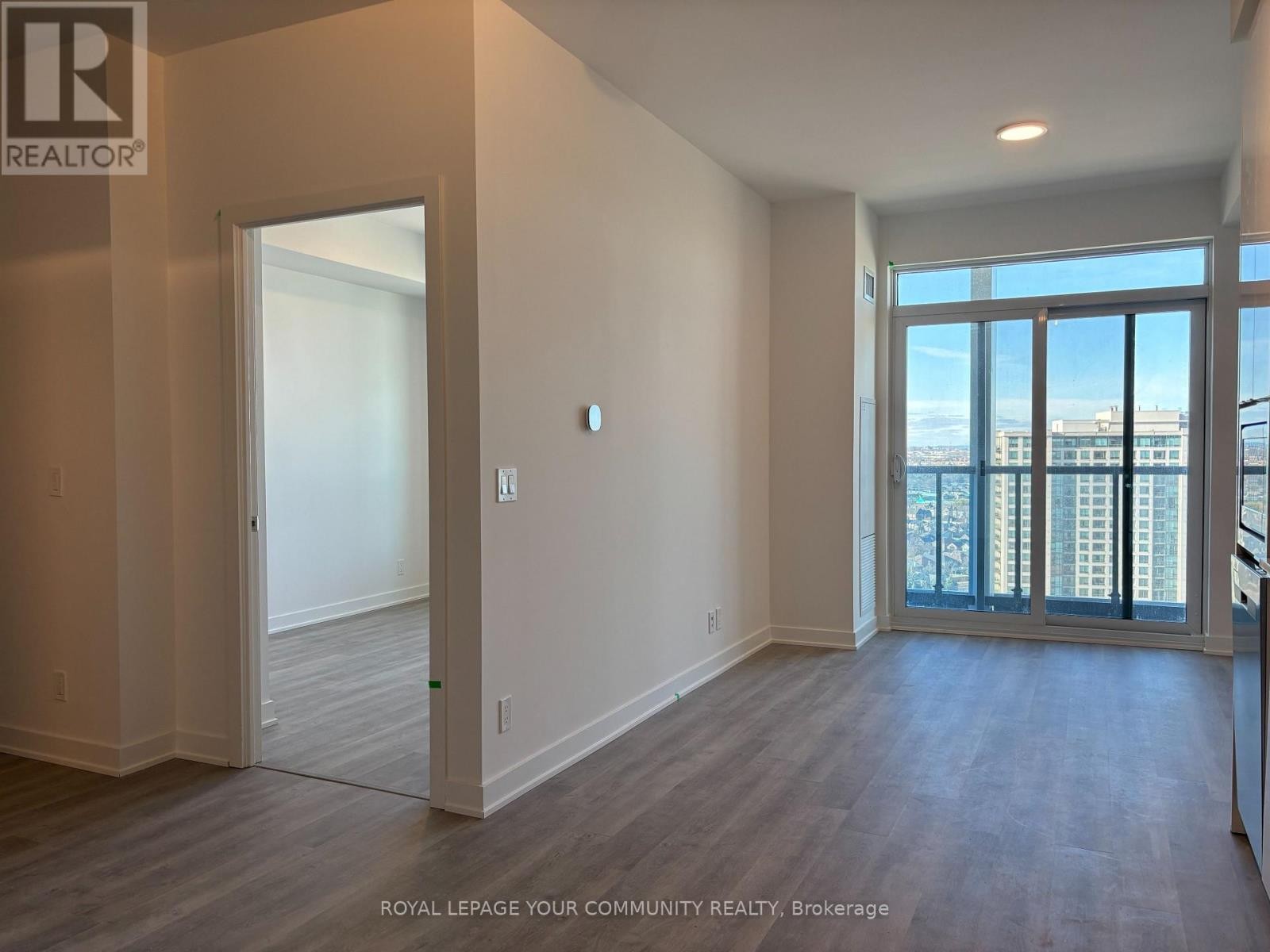 












1706 - 30 UPPER MALL WAY

,
Vaughan (Brownridge),




Ontario
L4J0L7

