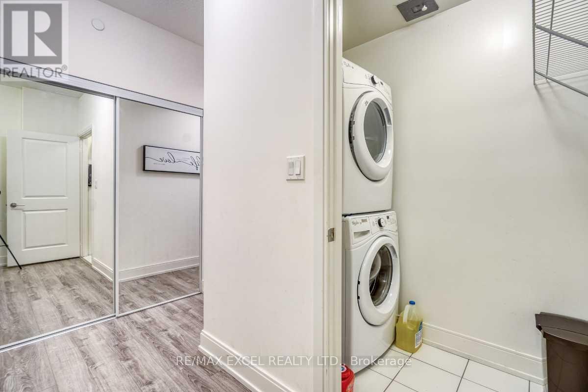 












202A - 9608 YONGE STREET

,
Richmond Hill (North Richvale),




Ontario
L4C0X4

