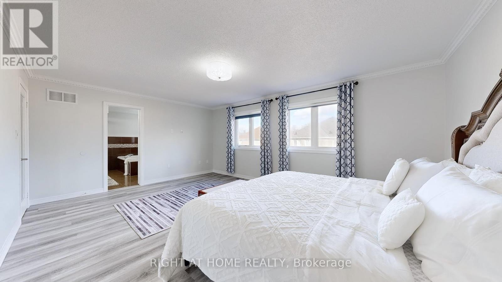 












419 ELSON STREET

,
Markham (Cedarwood),




Ontario
L3S4T8

