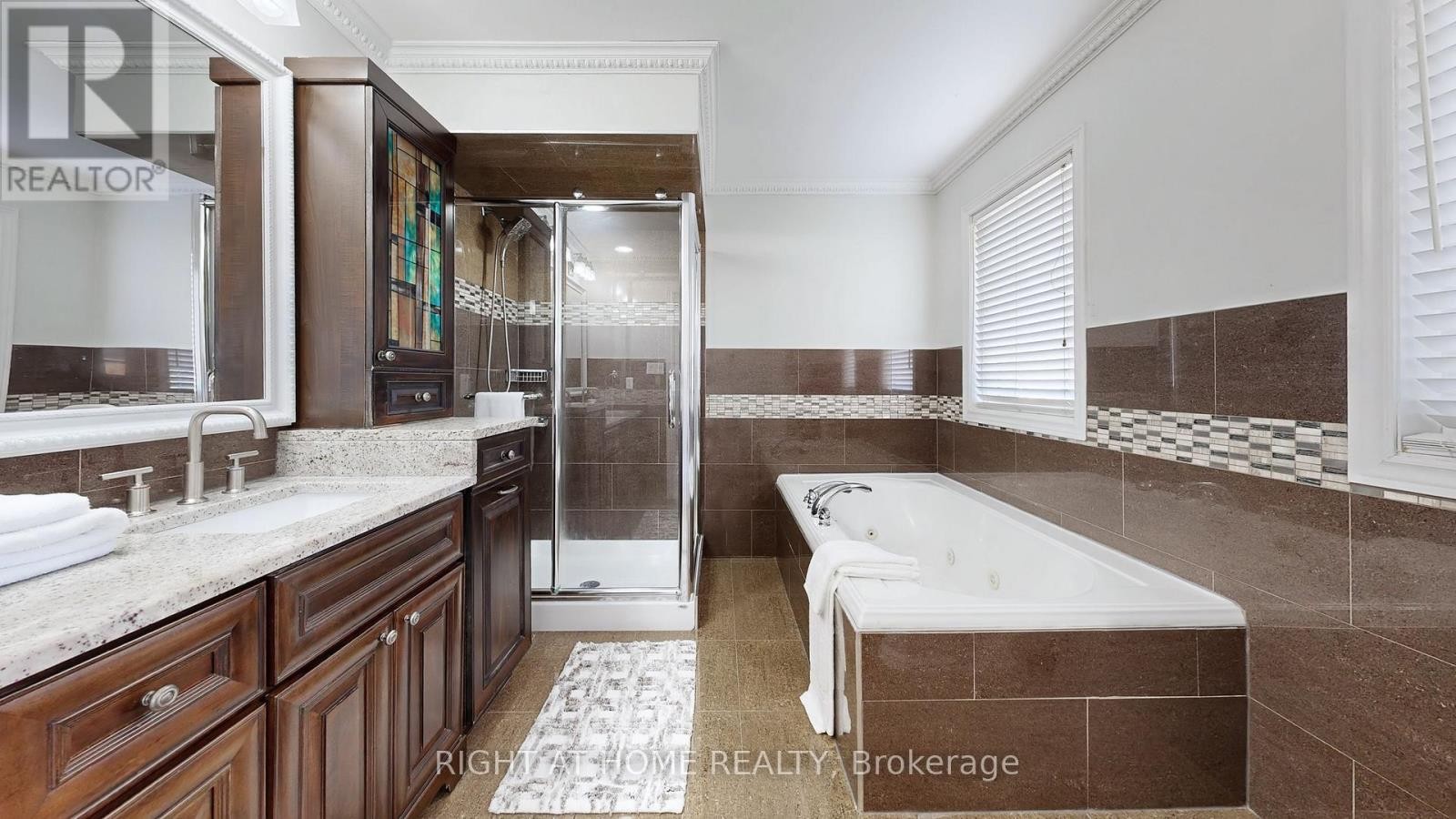 












419 ELSON STREET

,
Markham (Cedarwood),




Ontario
L3S4T8

