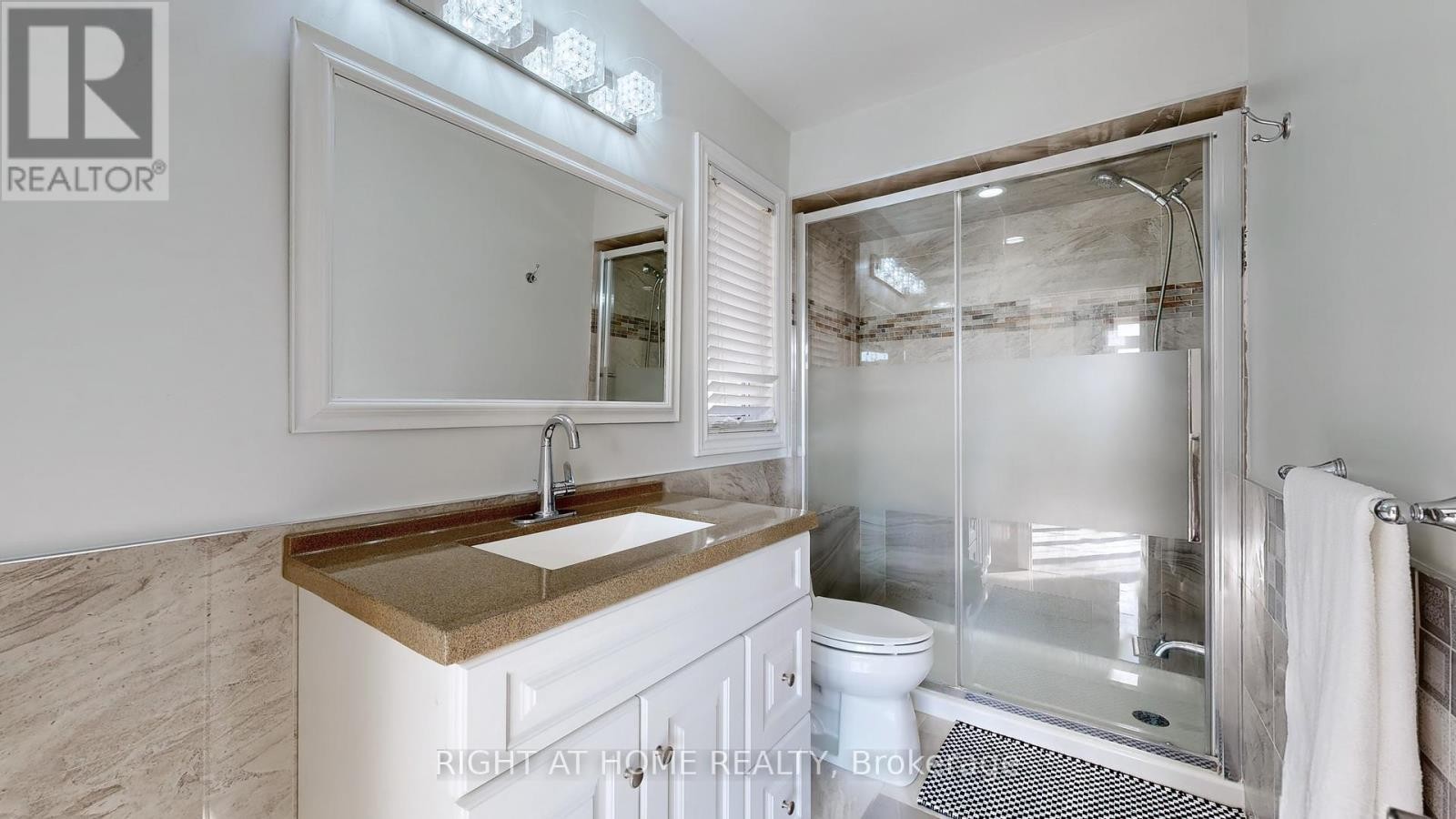 












419 ELSON STREET

,
Markham (Cedarwood),




Ontario
L3S4T8

