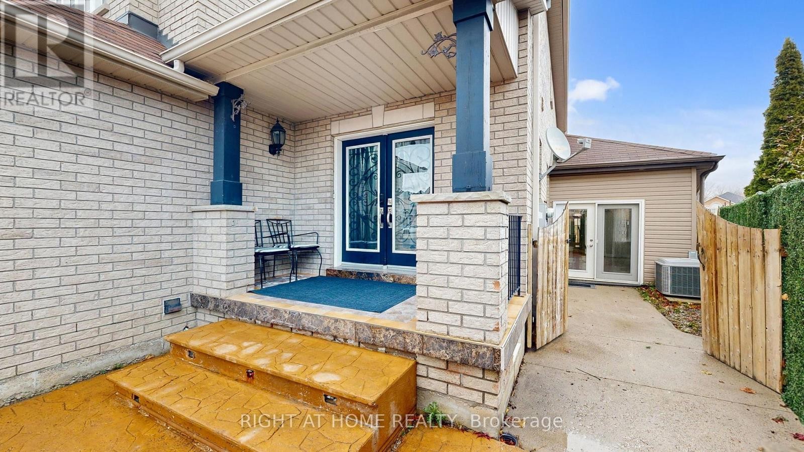 












419 ELSON STREET

,
Markham (Cedarwood),




Ontario
L3S4T8

