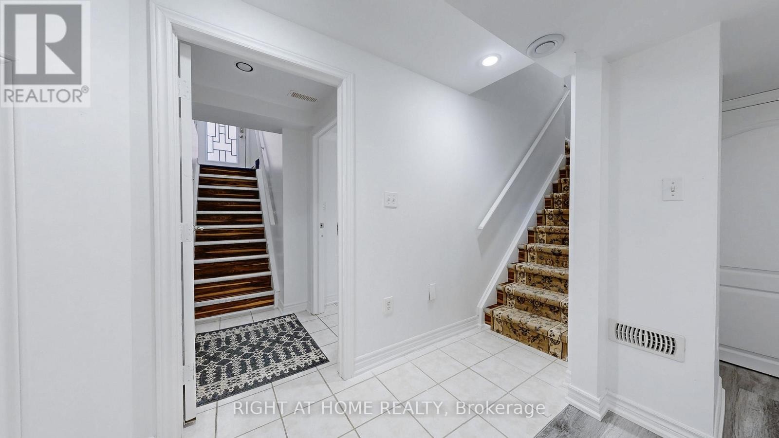 












419 ELSON STREET

,
Markham (Cedarwood),




Ontario
L3S4T8

